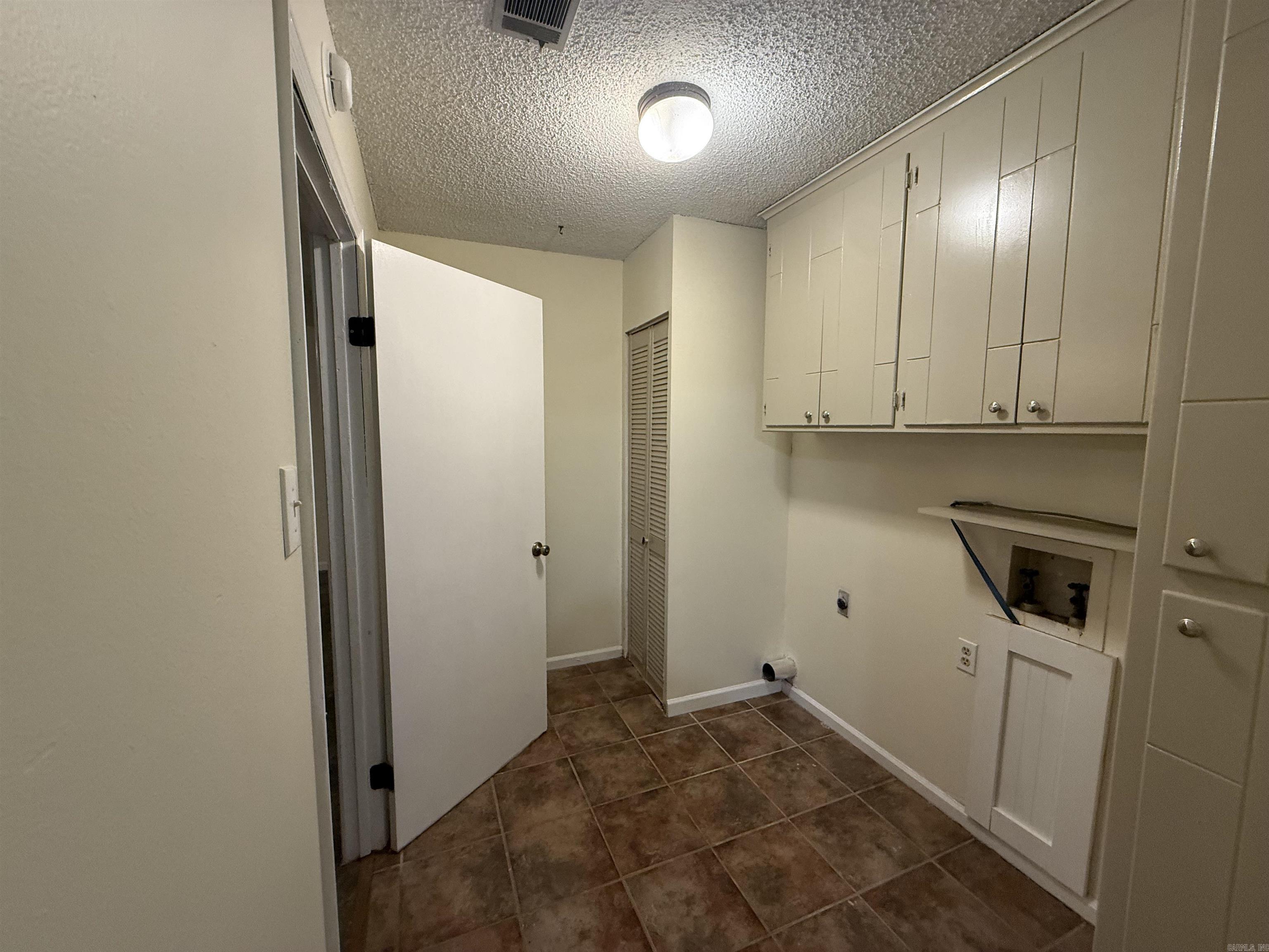 2812 Janet  Benton, AR