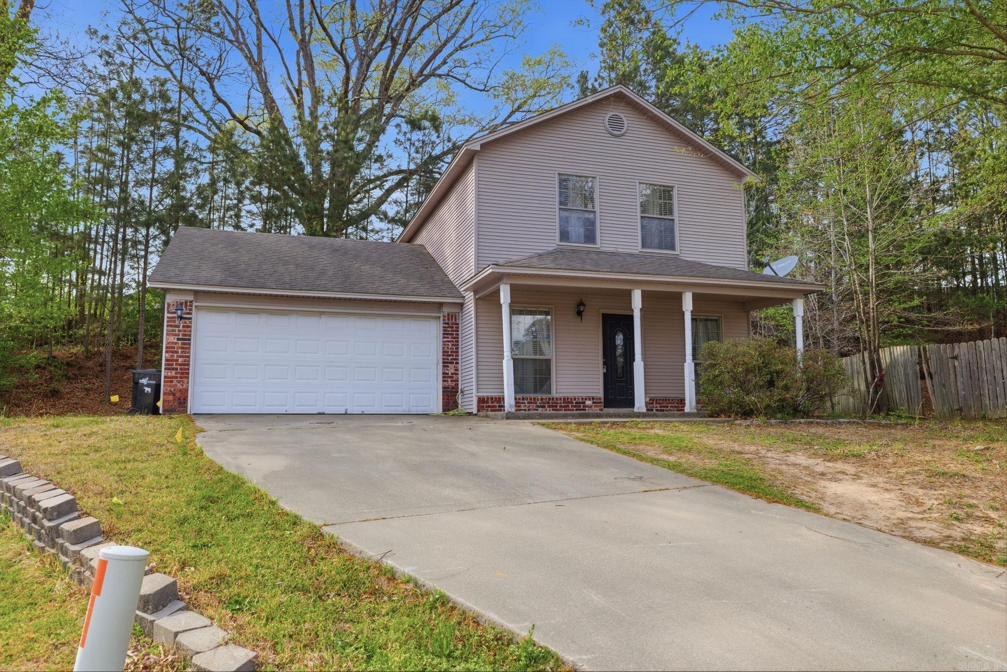 1126 Oakview  Benton, AR