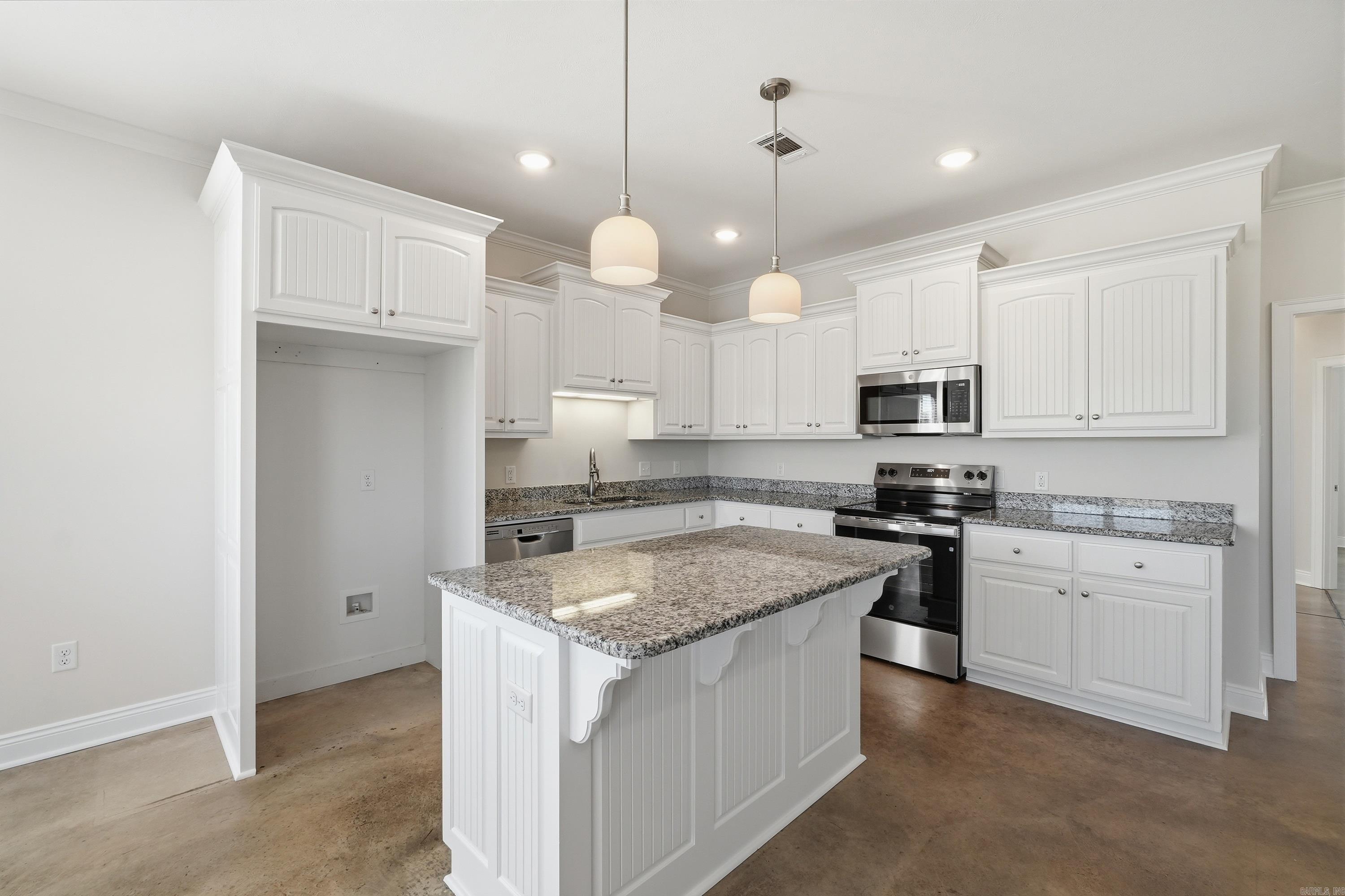 11 Palamino  Vilonia, AR