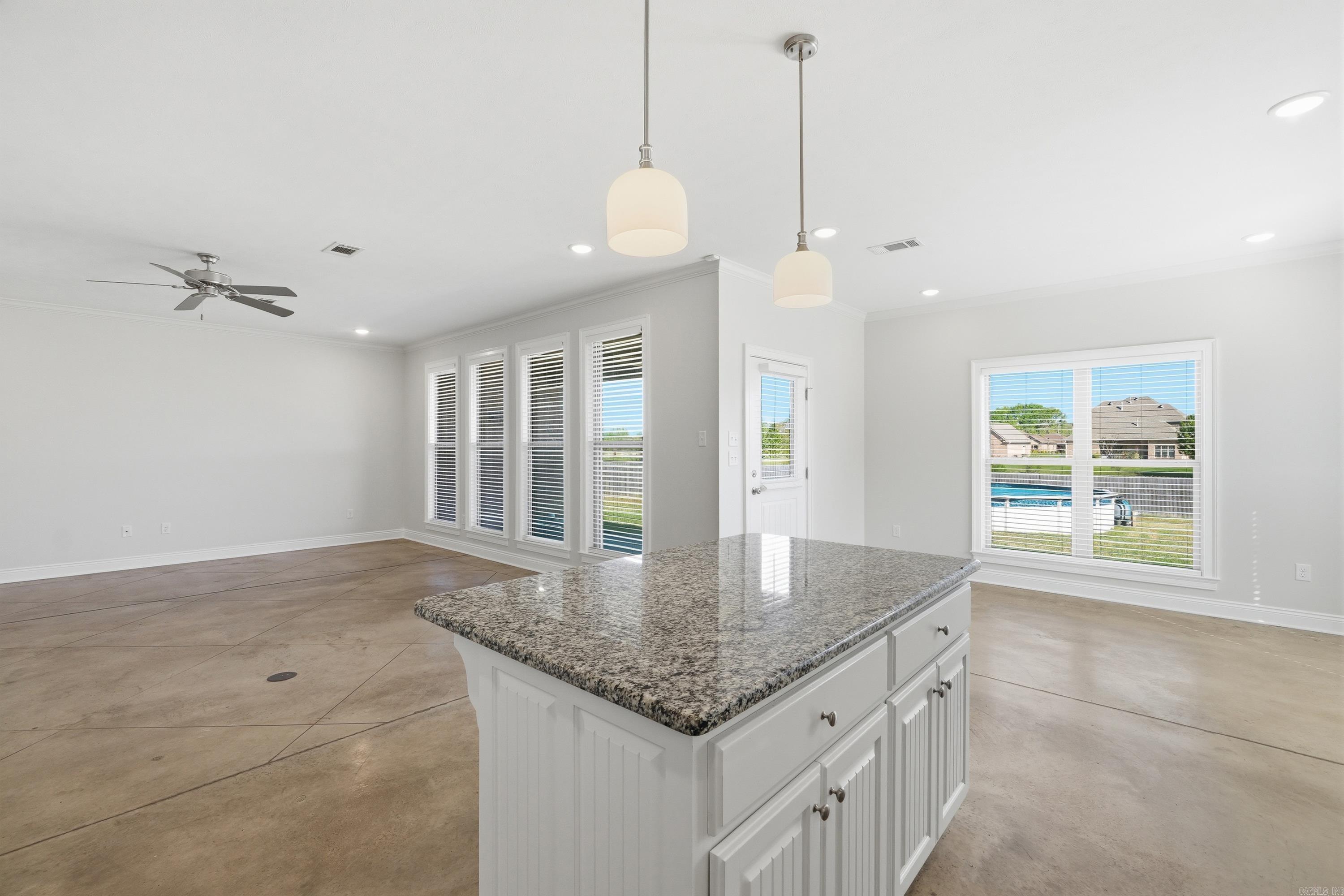 11 Palamino  Vilonia, AR