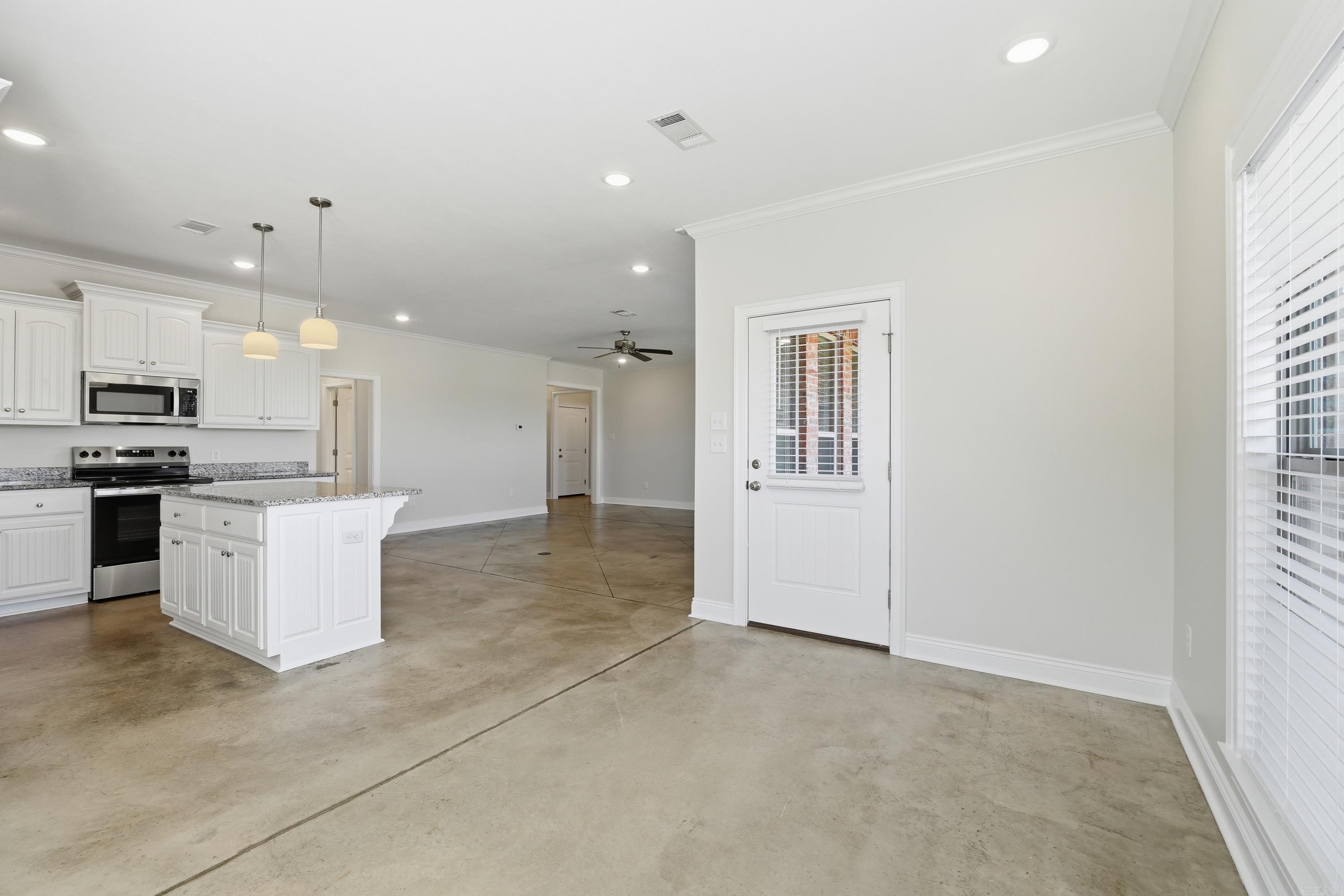 11 Palamino  Vilonia, AR