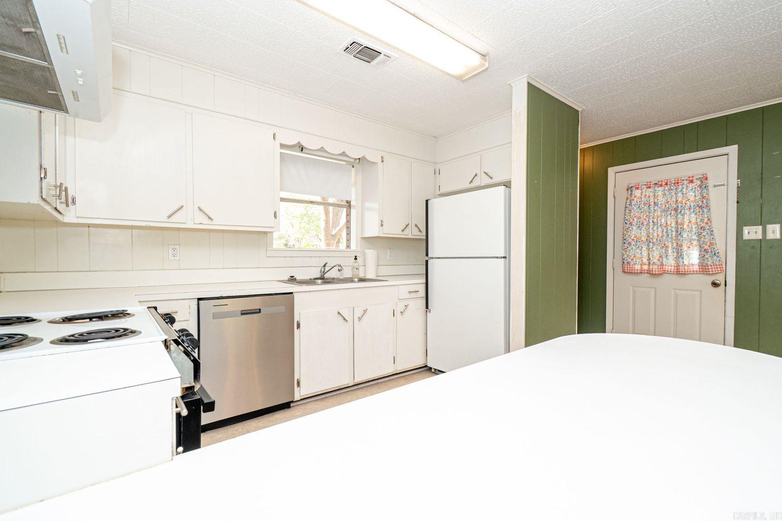 808 E Padgett  El Dorado, AR