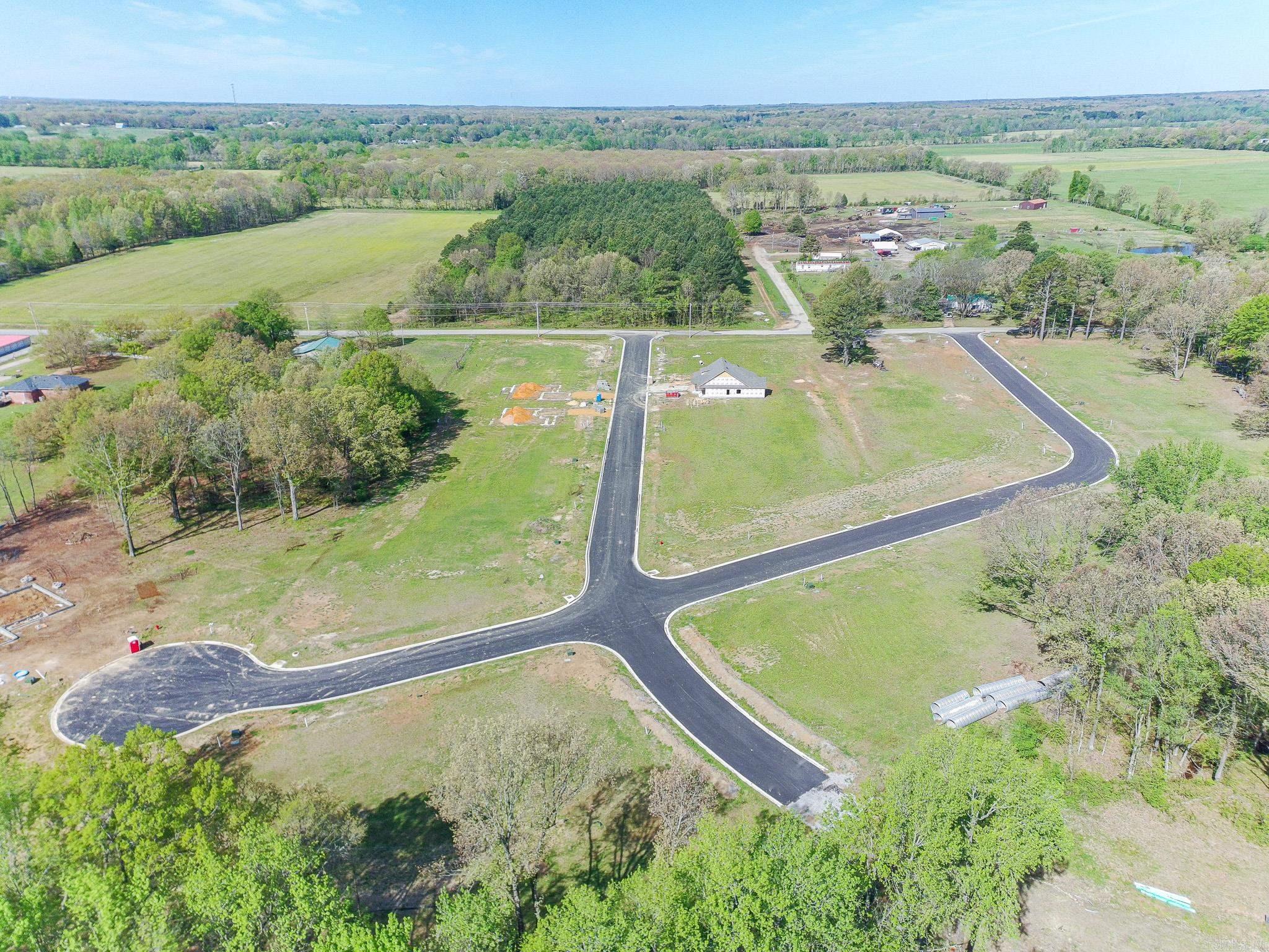 107 Horseshoe Creek  Brookland, AR