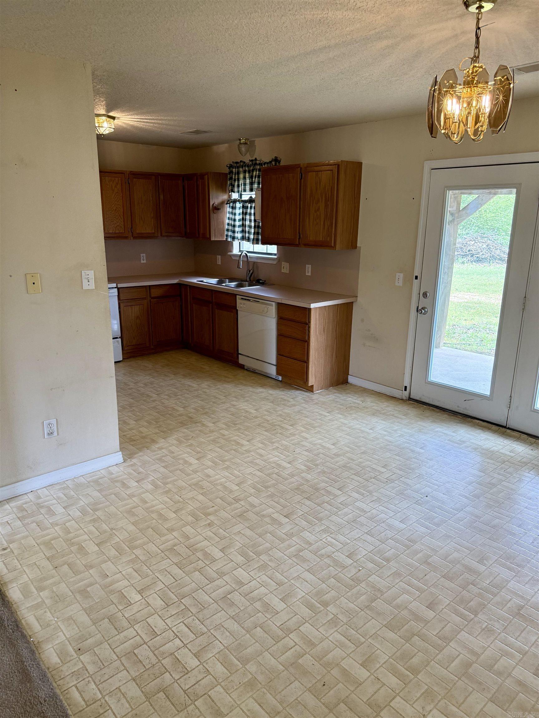 228 Frost Road  Caddo Valley, AR