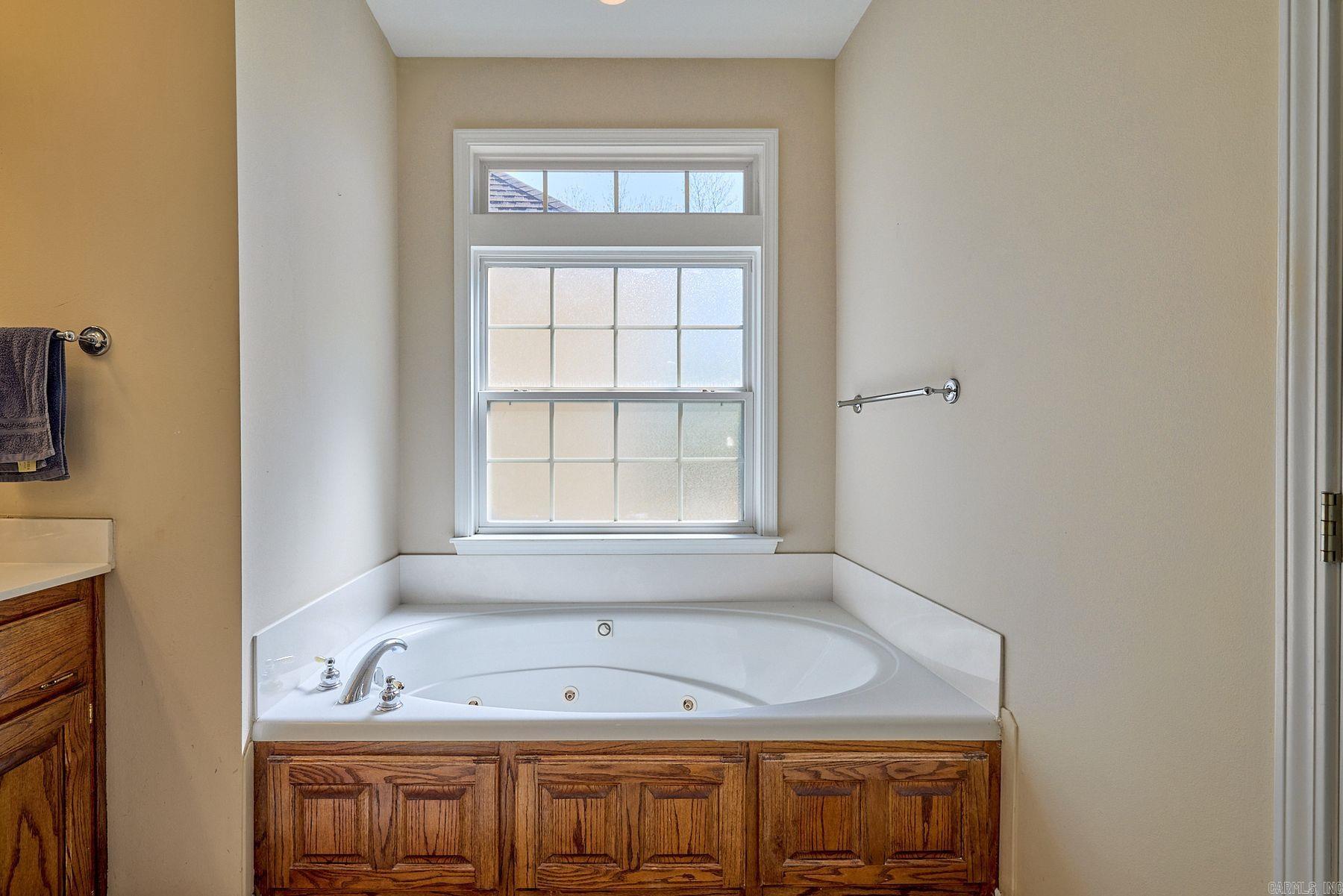 3724 Hazelwood Drive  Benton, AR