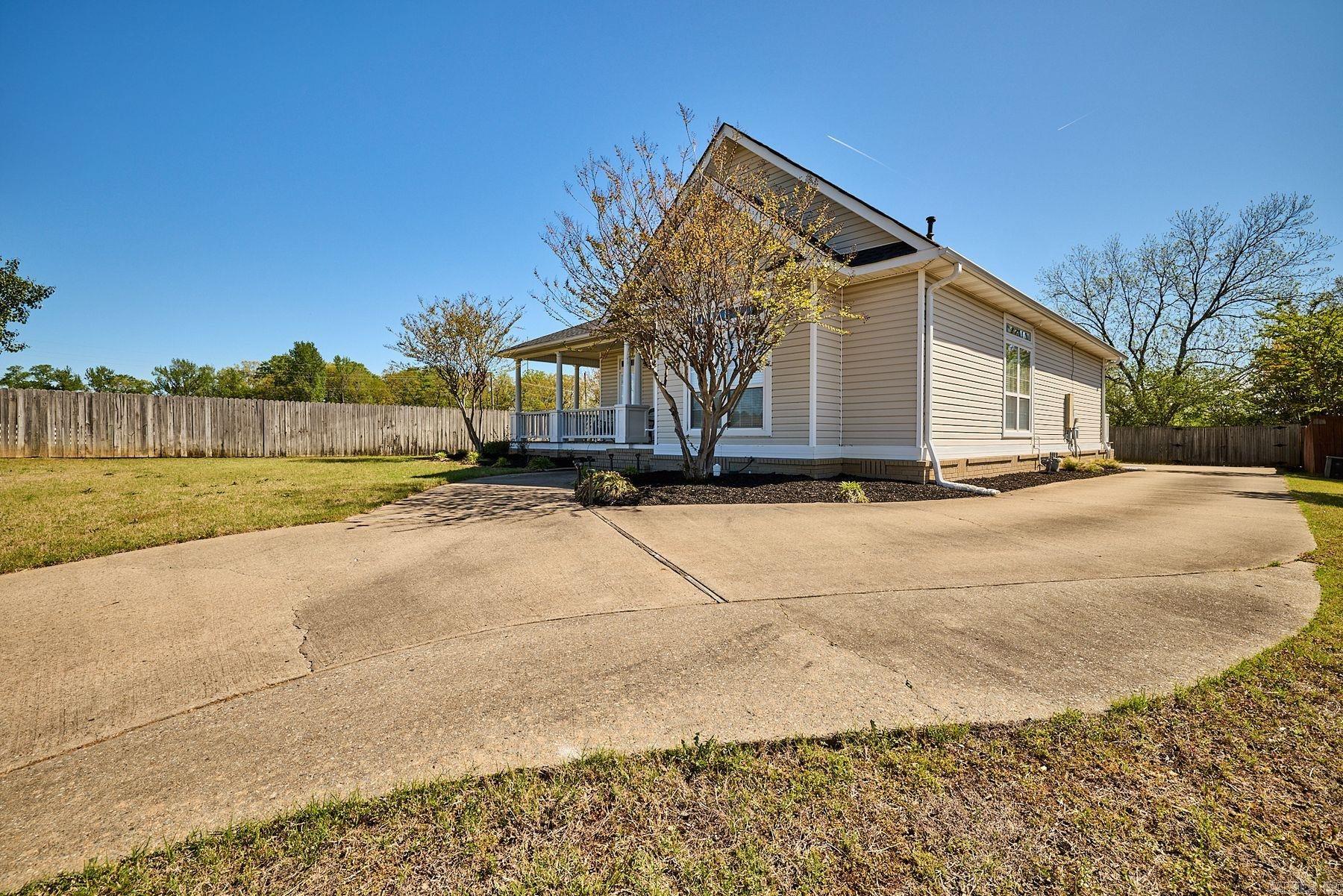 3724 Hazelwood Drive  Benton, AR