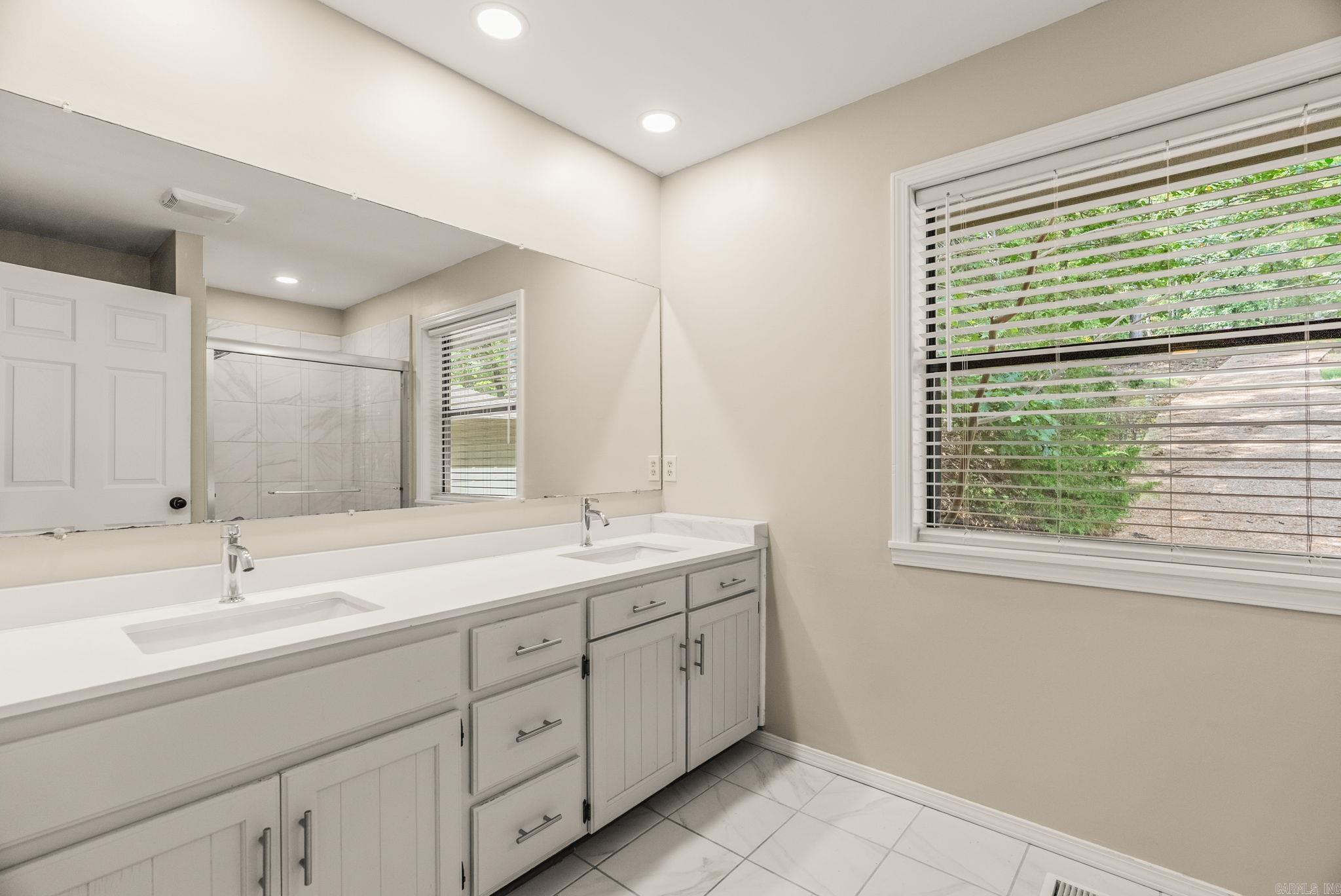 167 Wilshire  Fairfield Bay, AR