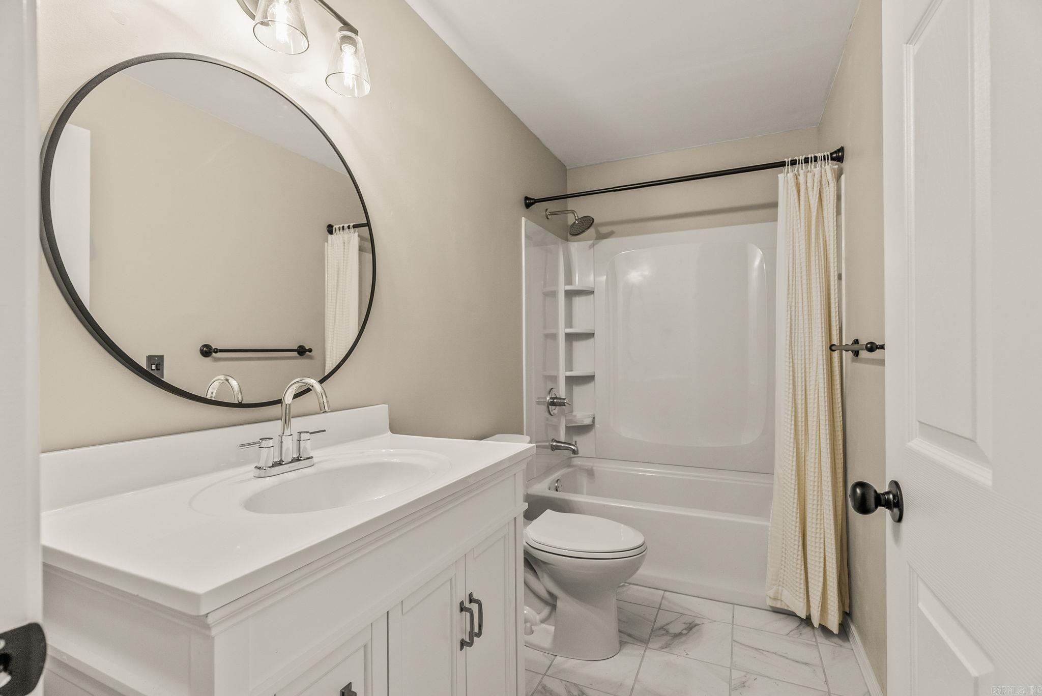 167 Wilshire  Fairfield Bay, AR