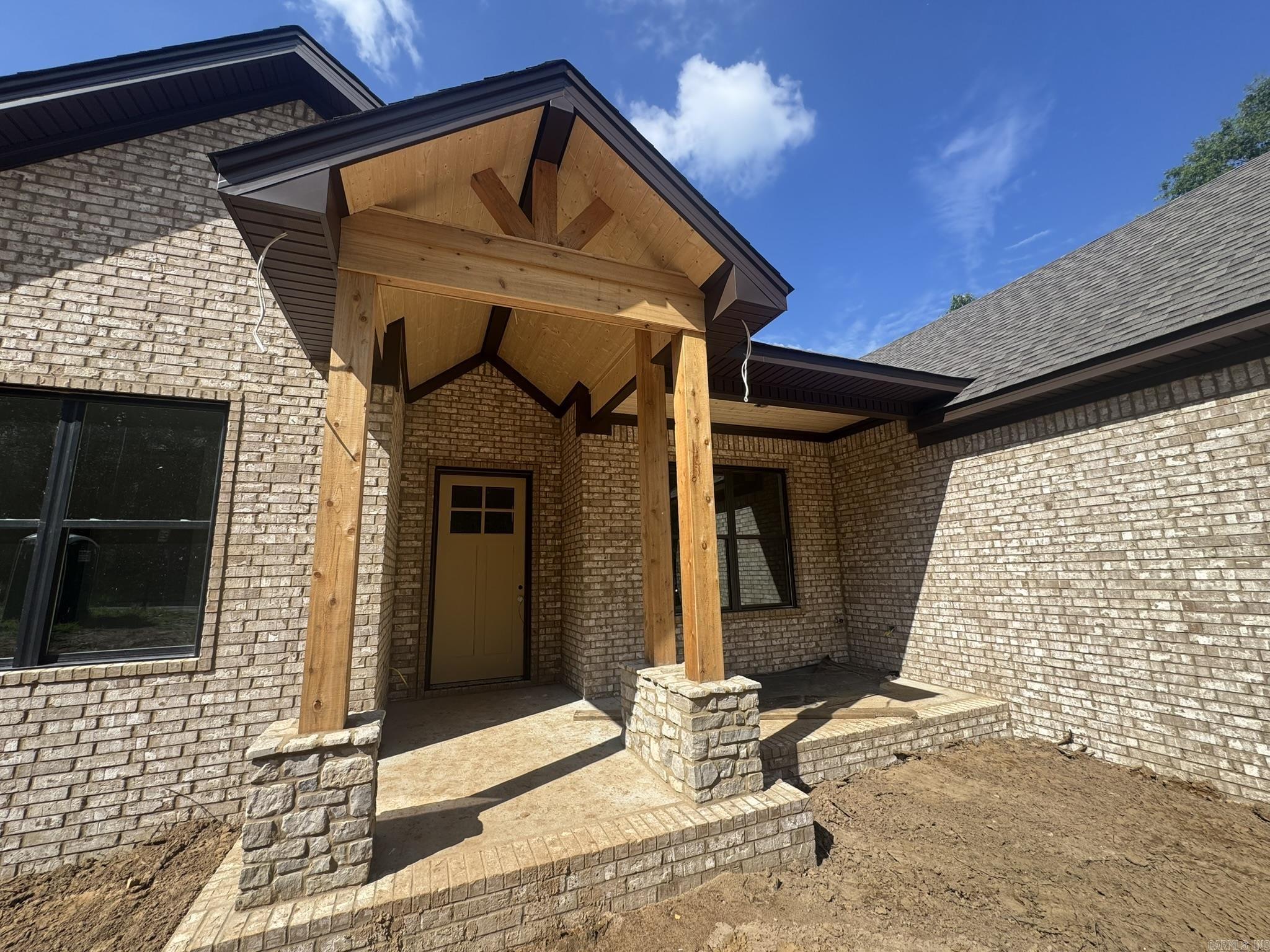 319 Devoe Bend Drive Maumelle, AR 72113-0000