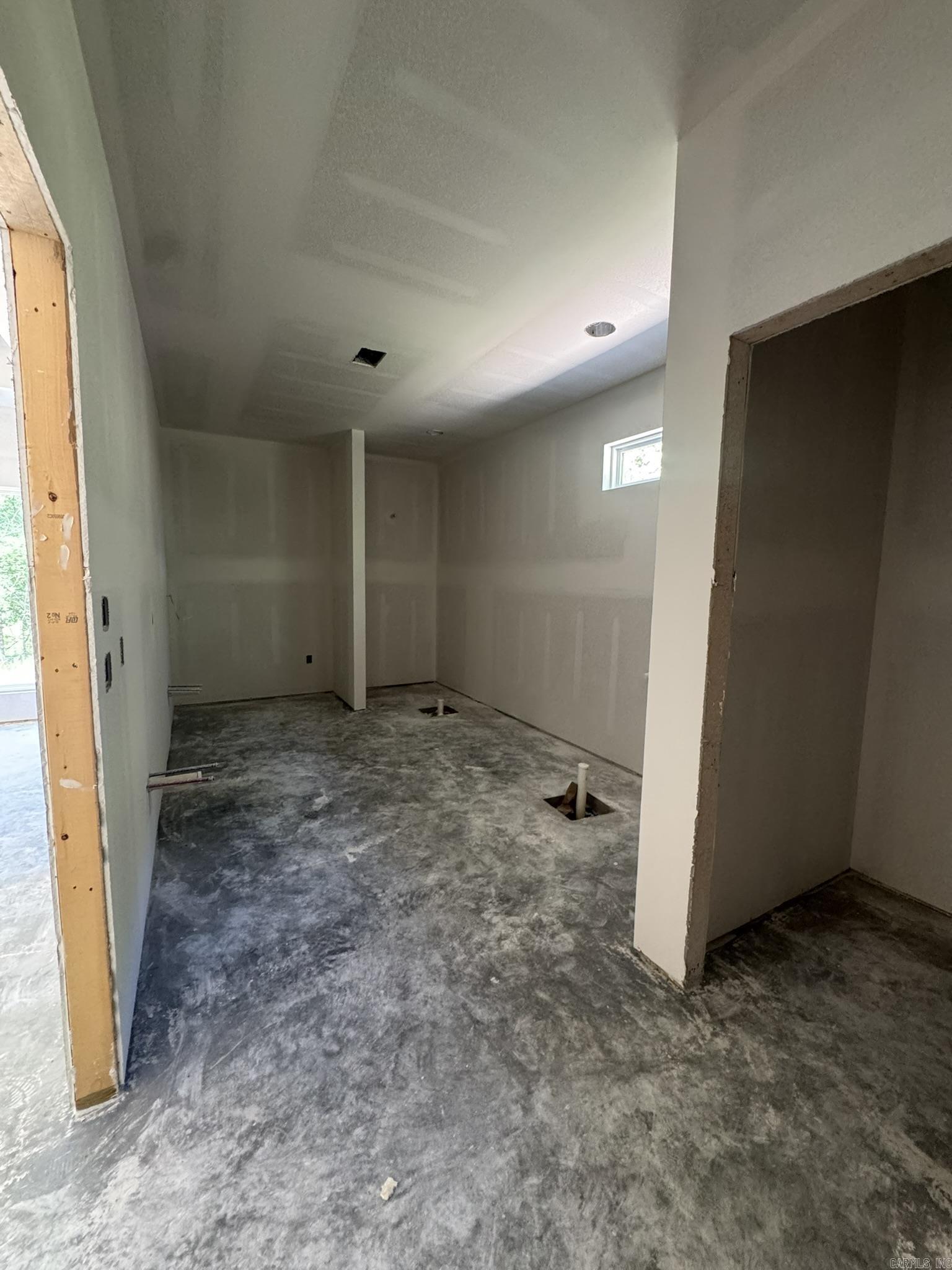 319 Devoe Bend Drive Maumelle, AR 72113-0000