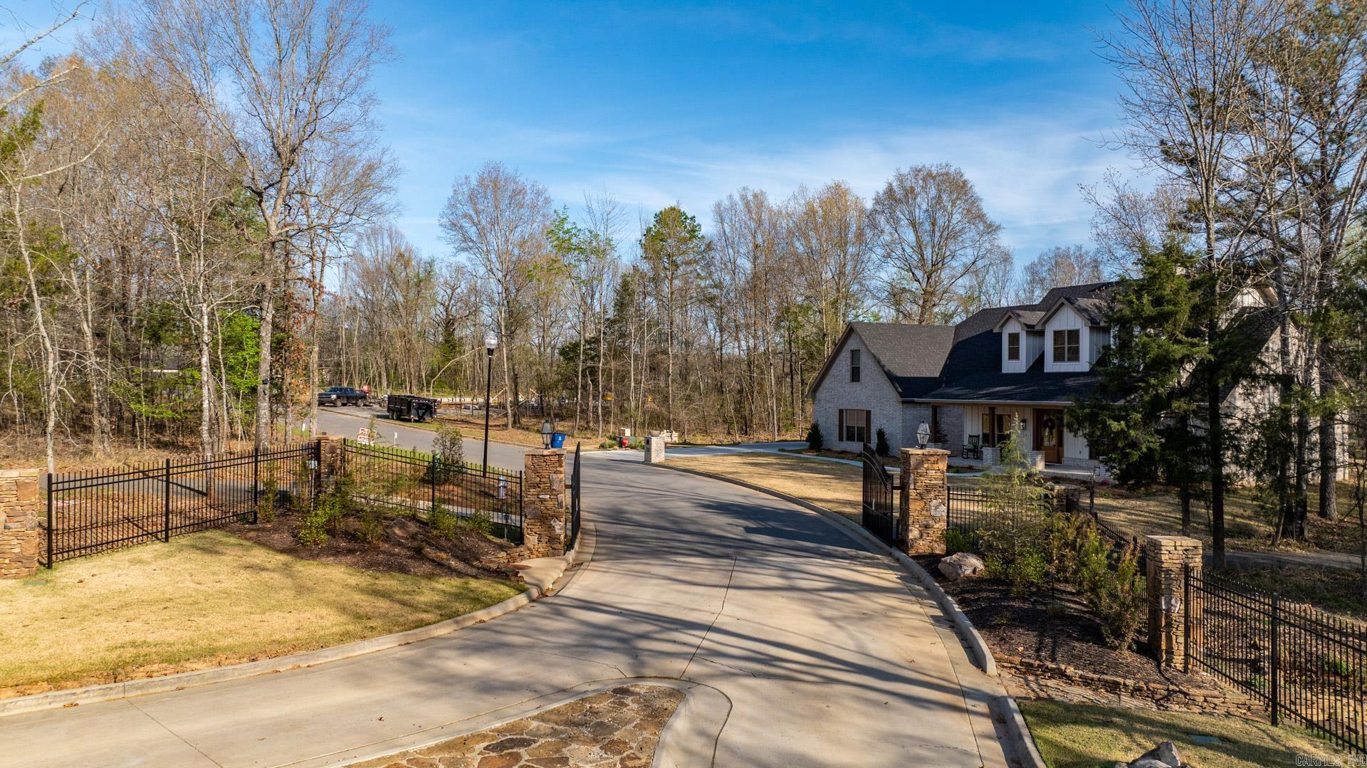 319 Devoe Bend  Maumelle, AR