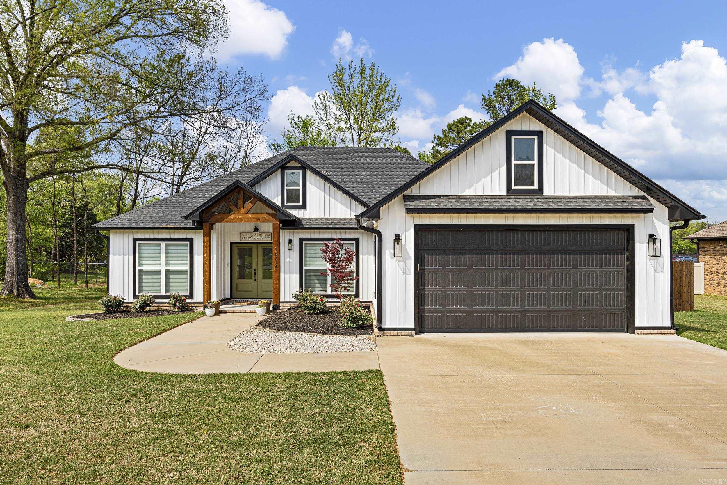 1814 Janie Francis  Russellville, AR