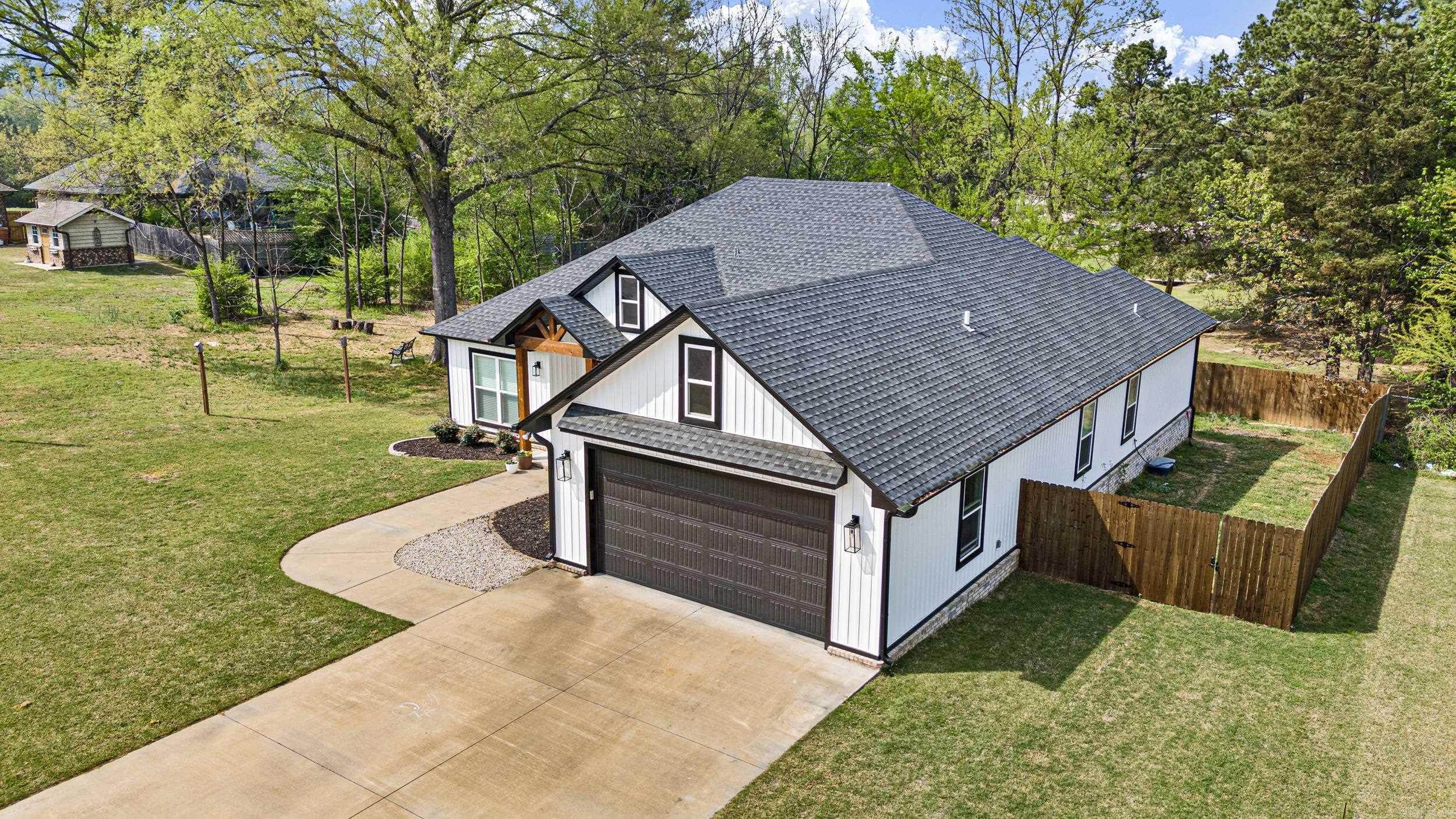1814 Janie Francis  Russellville, AR
