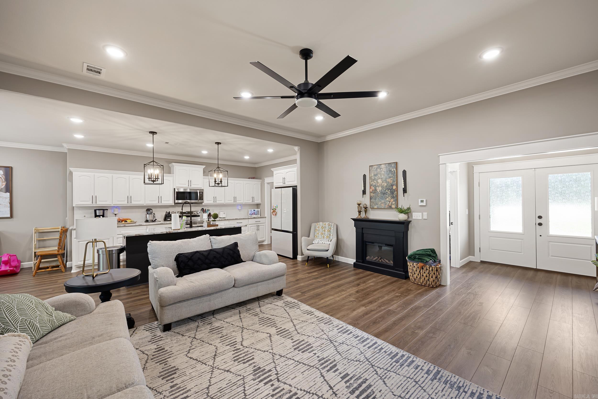 1814 Janie Francis  Russellville, AR