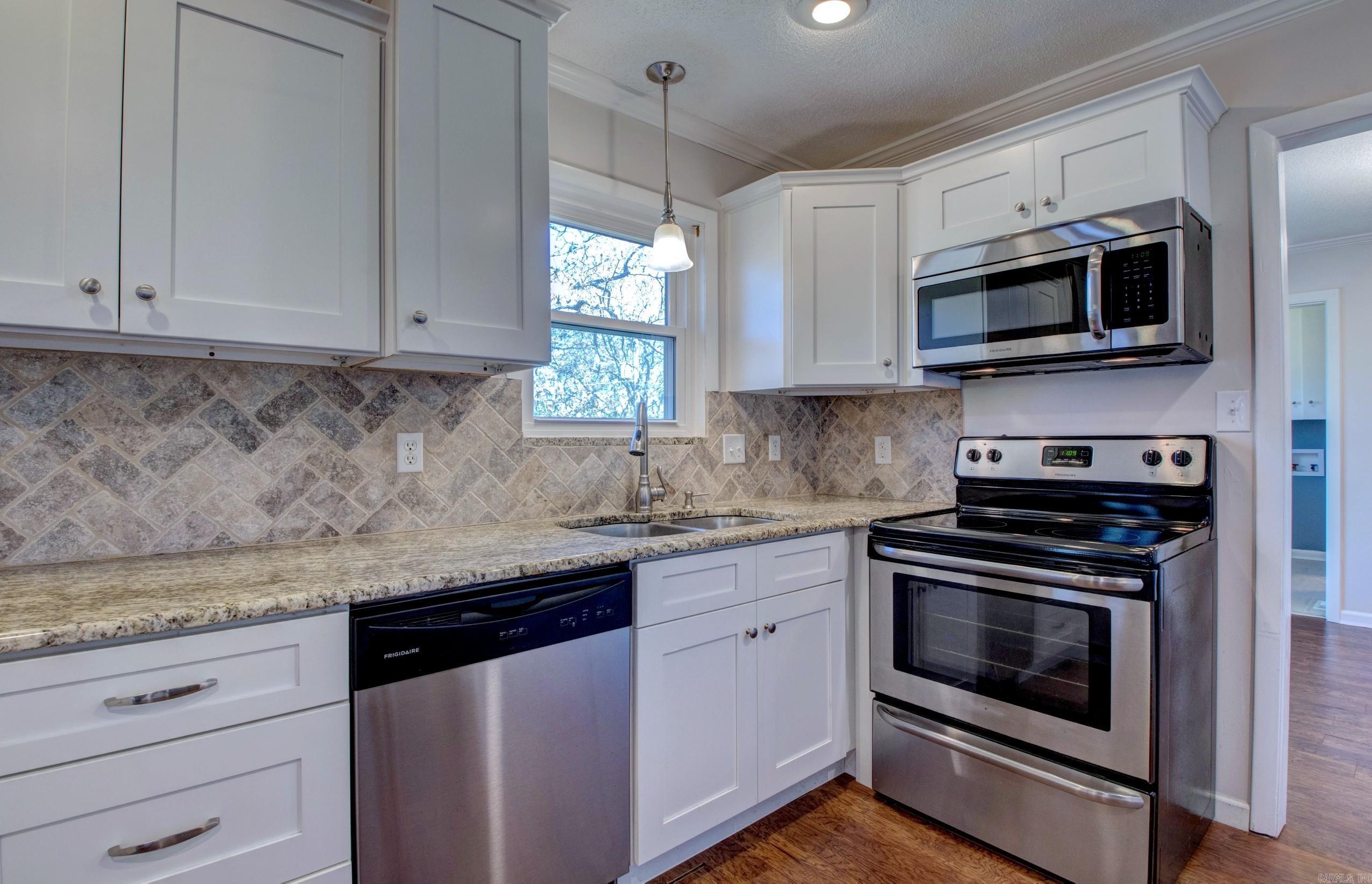 5605 N Locust  North Little Rock, AR