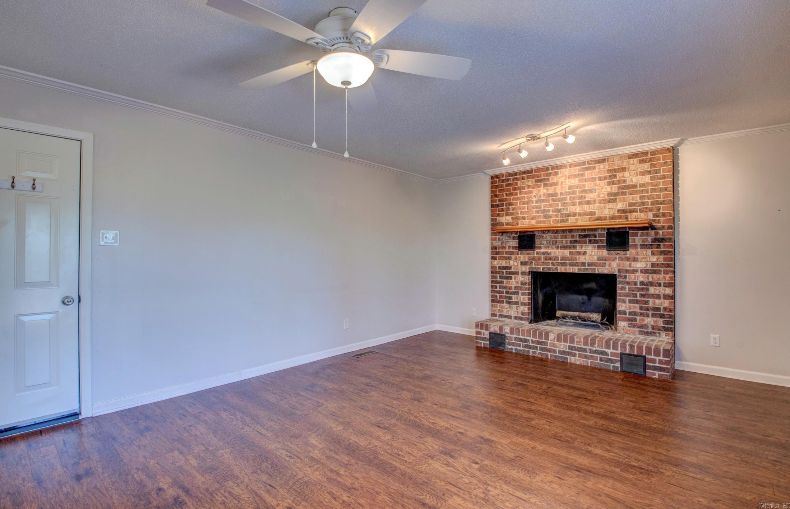 5605 N Locust  North Little Rock, AR