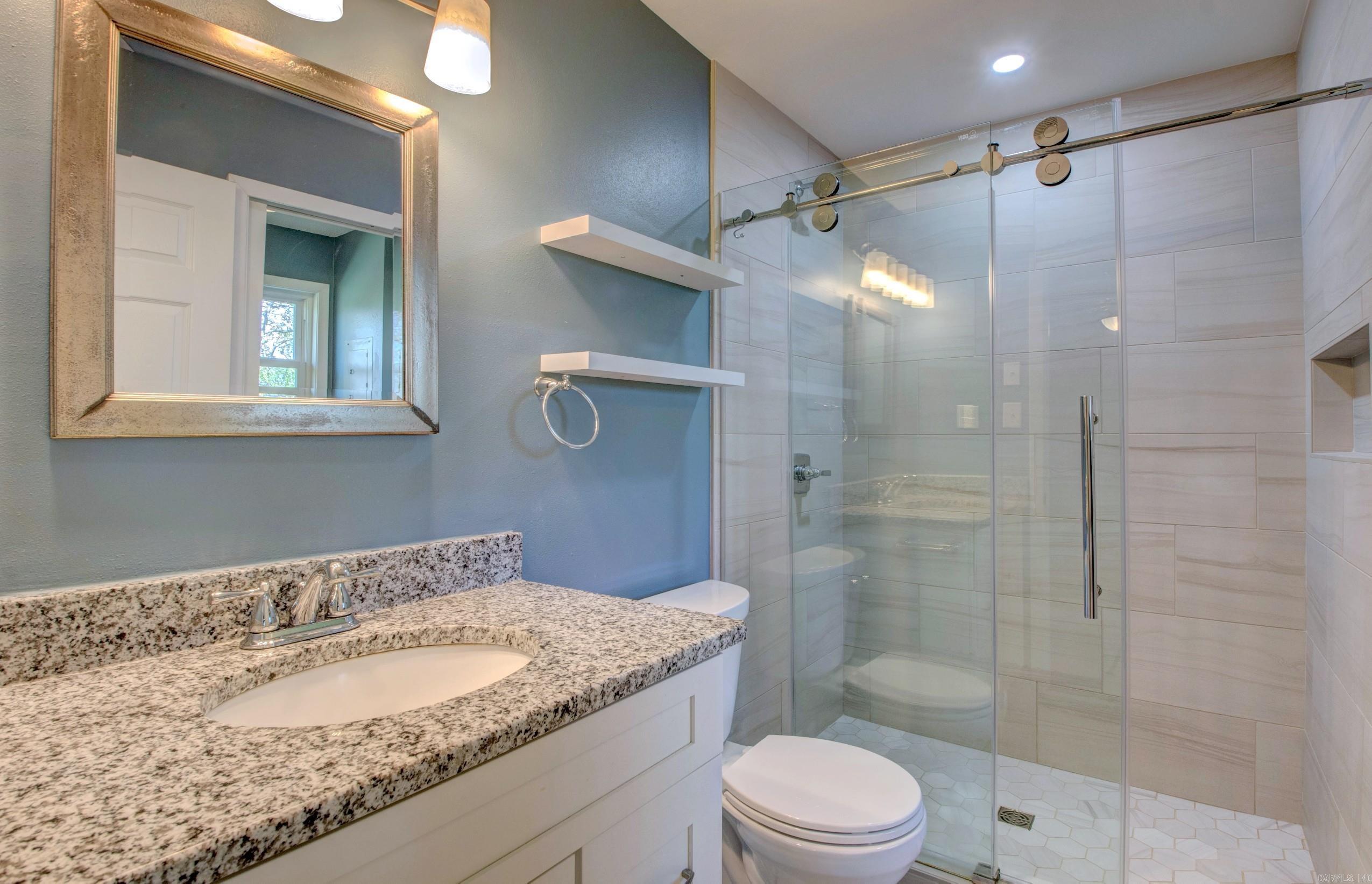 5605 N Locust  North Little Rock, AR