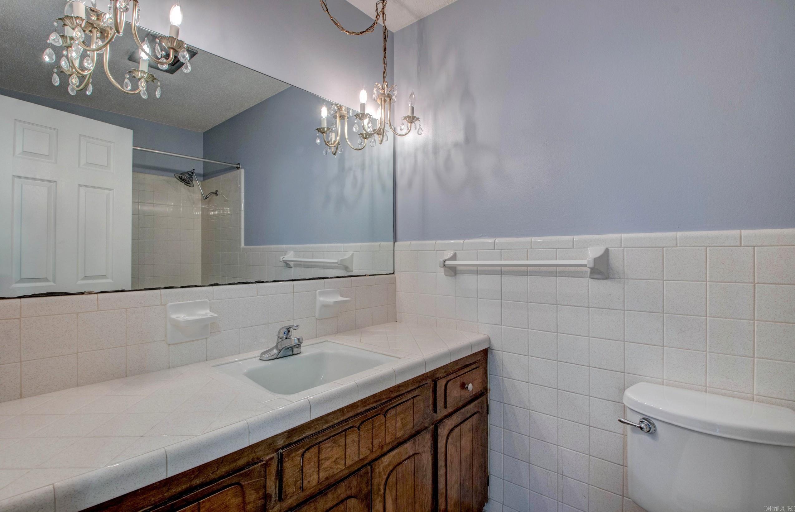 5605 N Locust  North Little Rock, AR