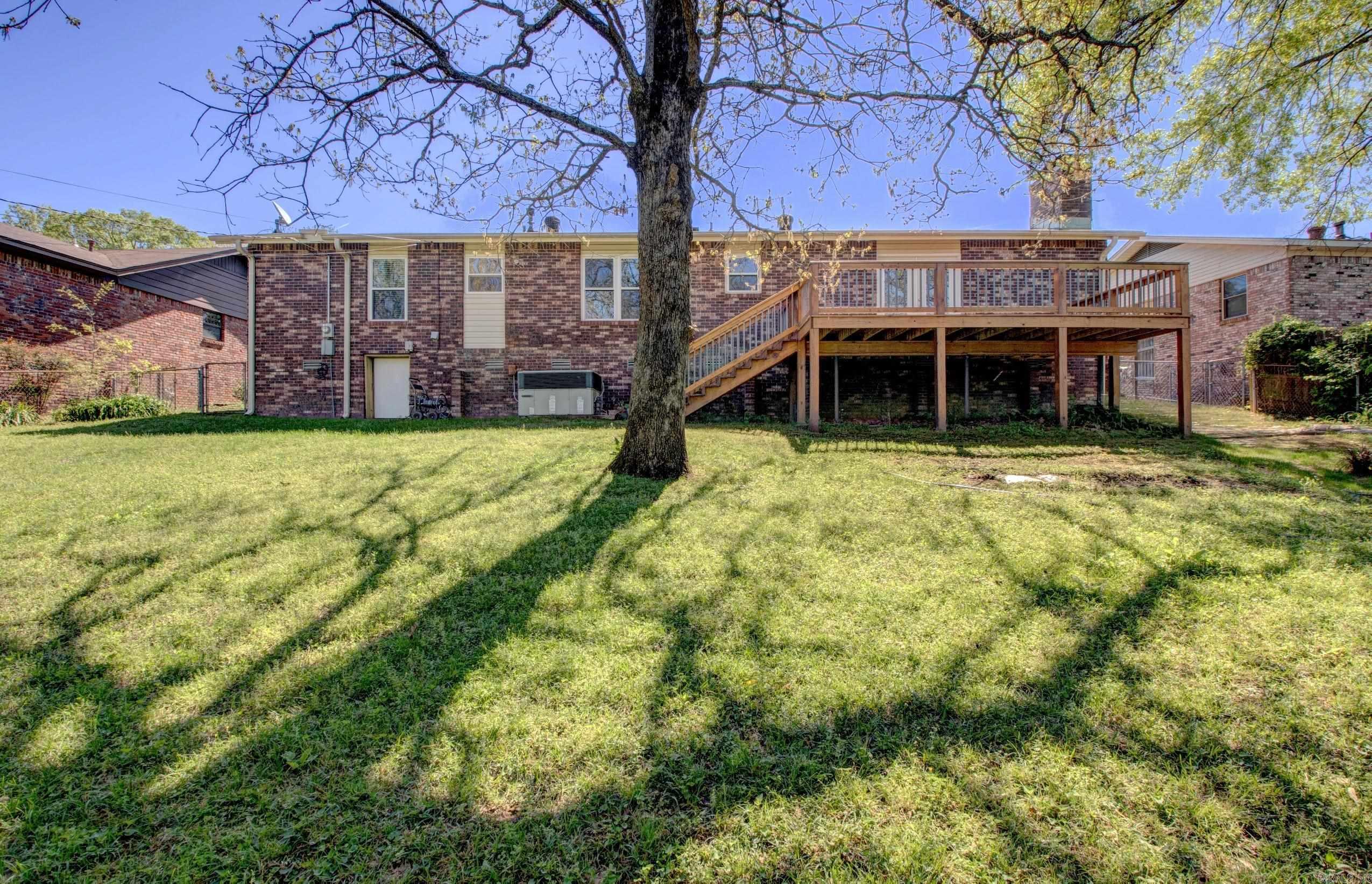 5605 N Locust  North Little Rock, AR