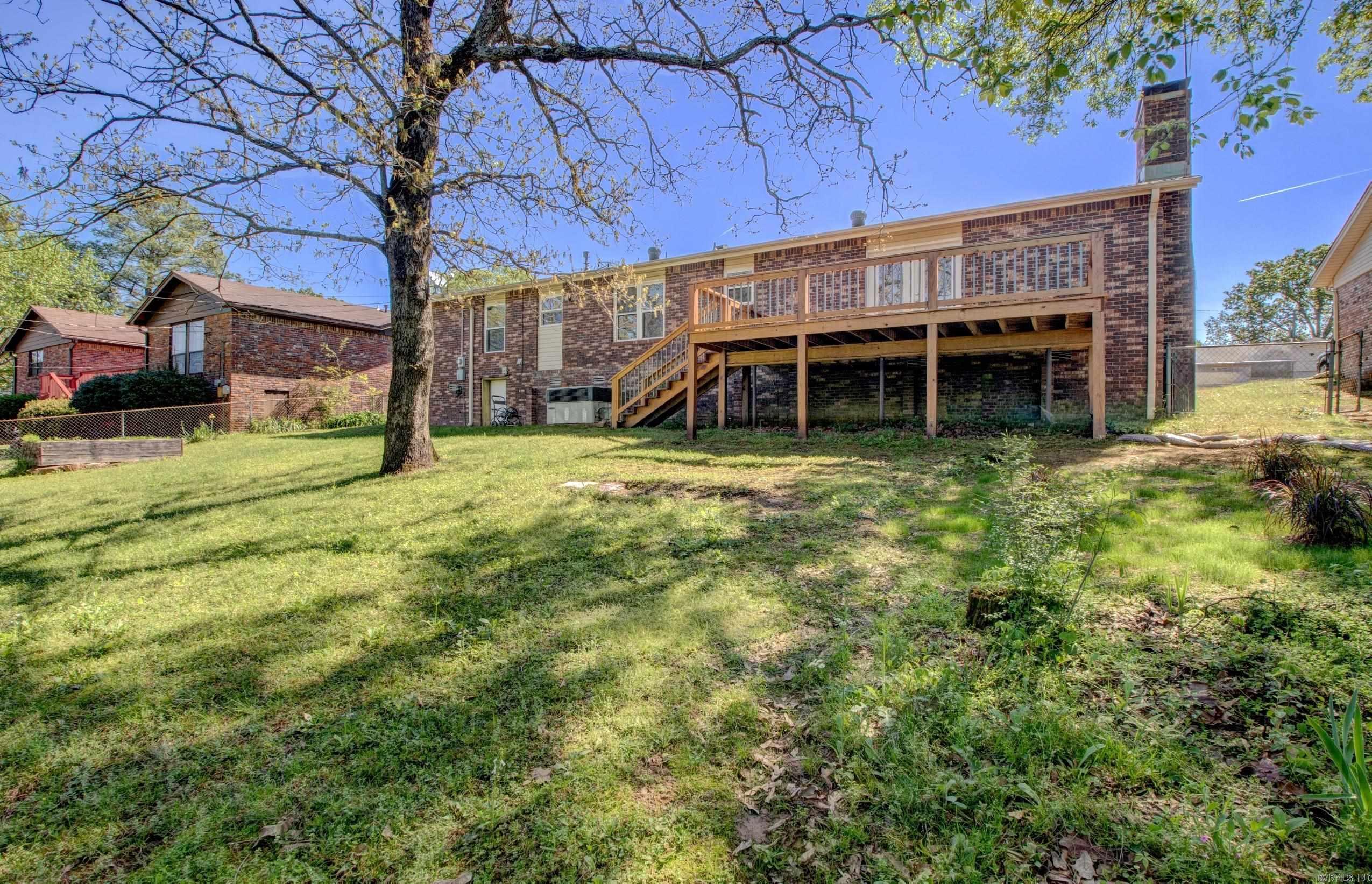 5605 N Locust  North Little Rock, AR