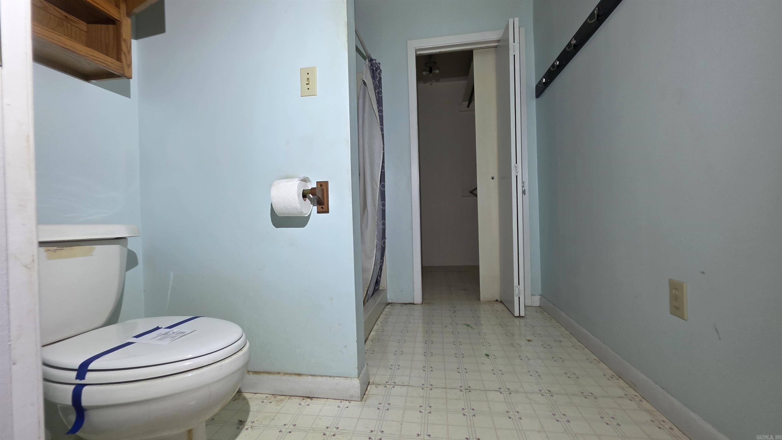 207 W Central  Warren, AR