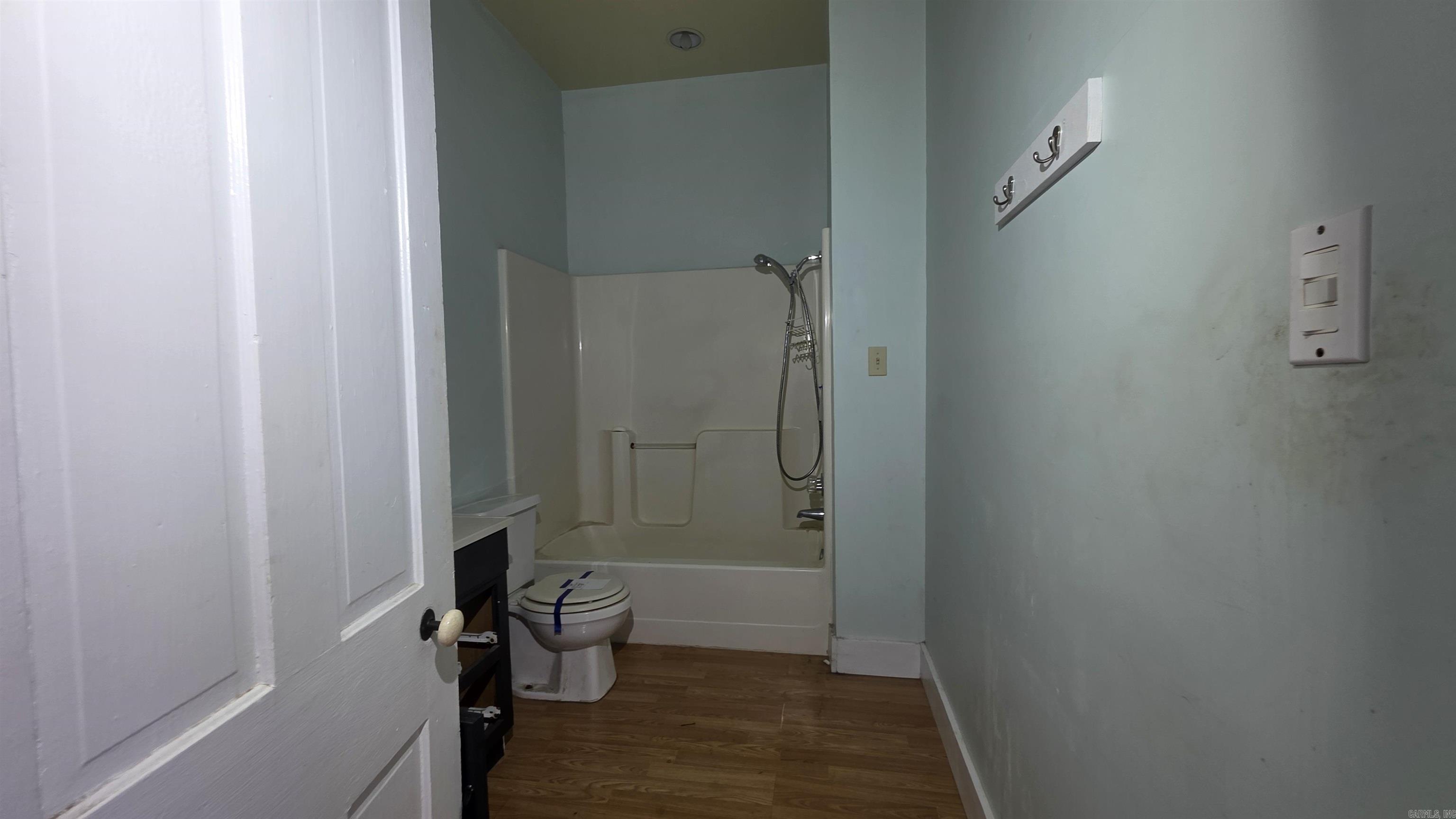 207 W Central  Warren, AR