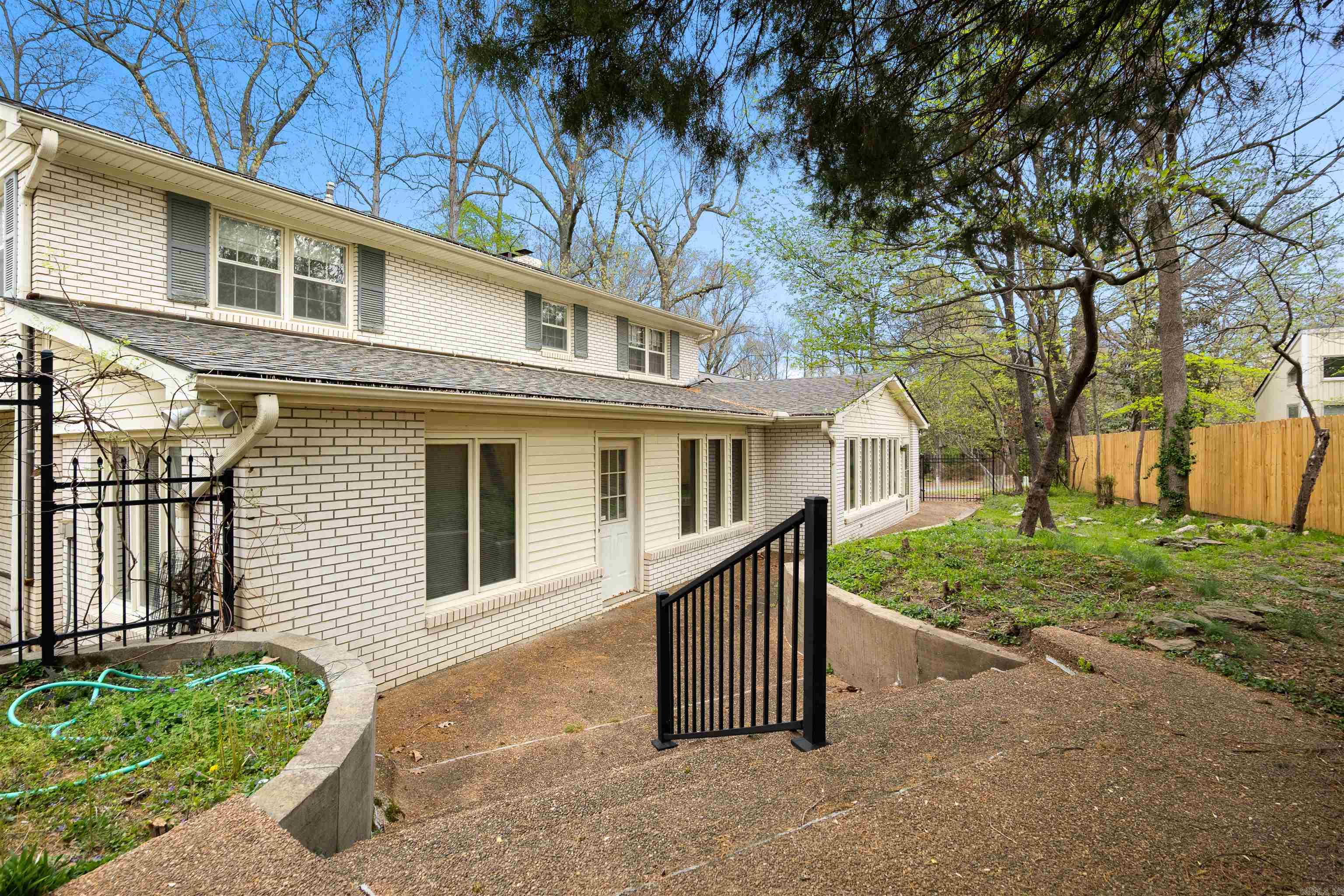 1407 Redbud  Jonesboro, AR