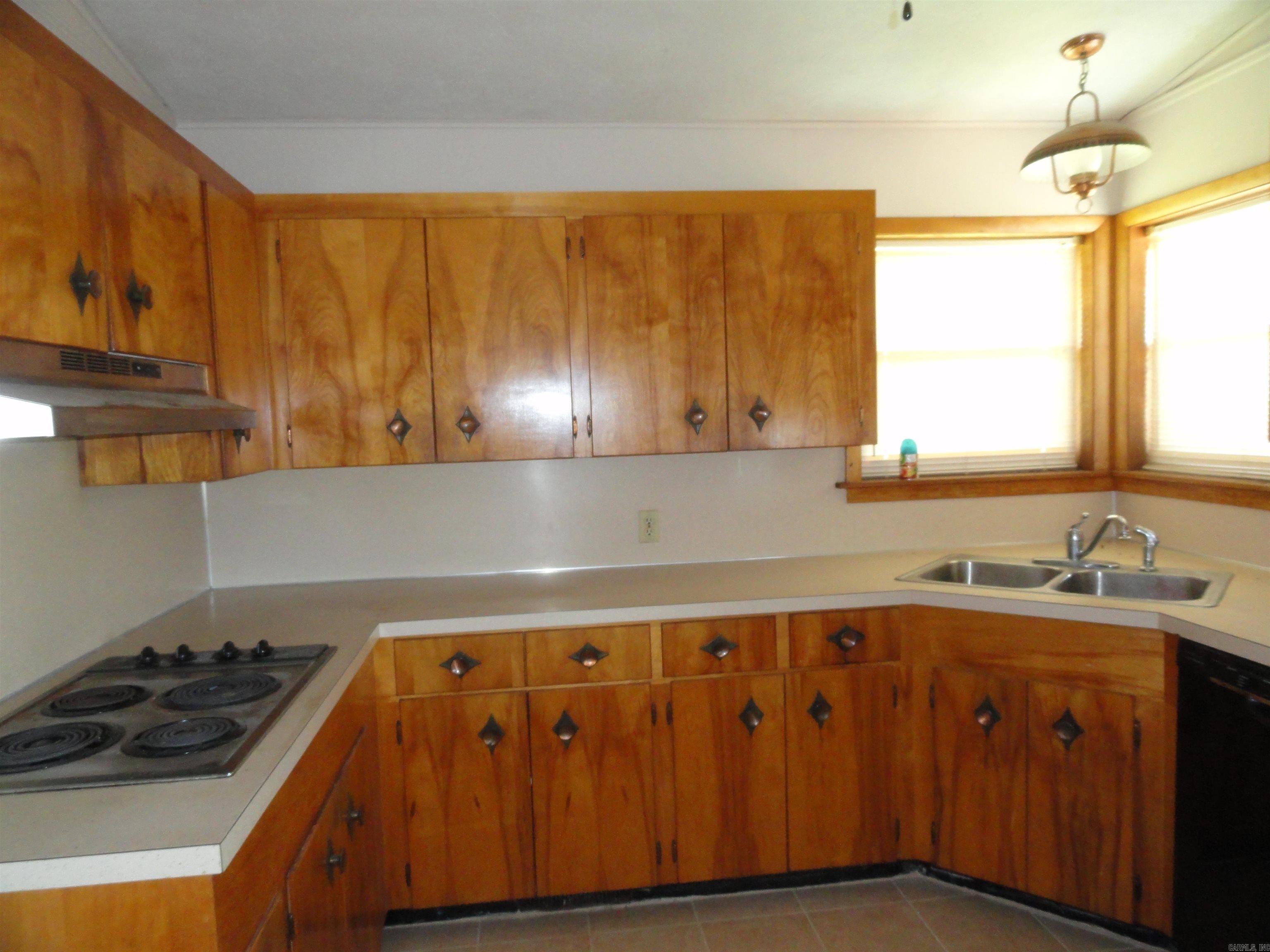 1719 S Hwy 27  Marshall, AR