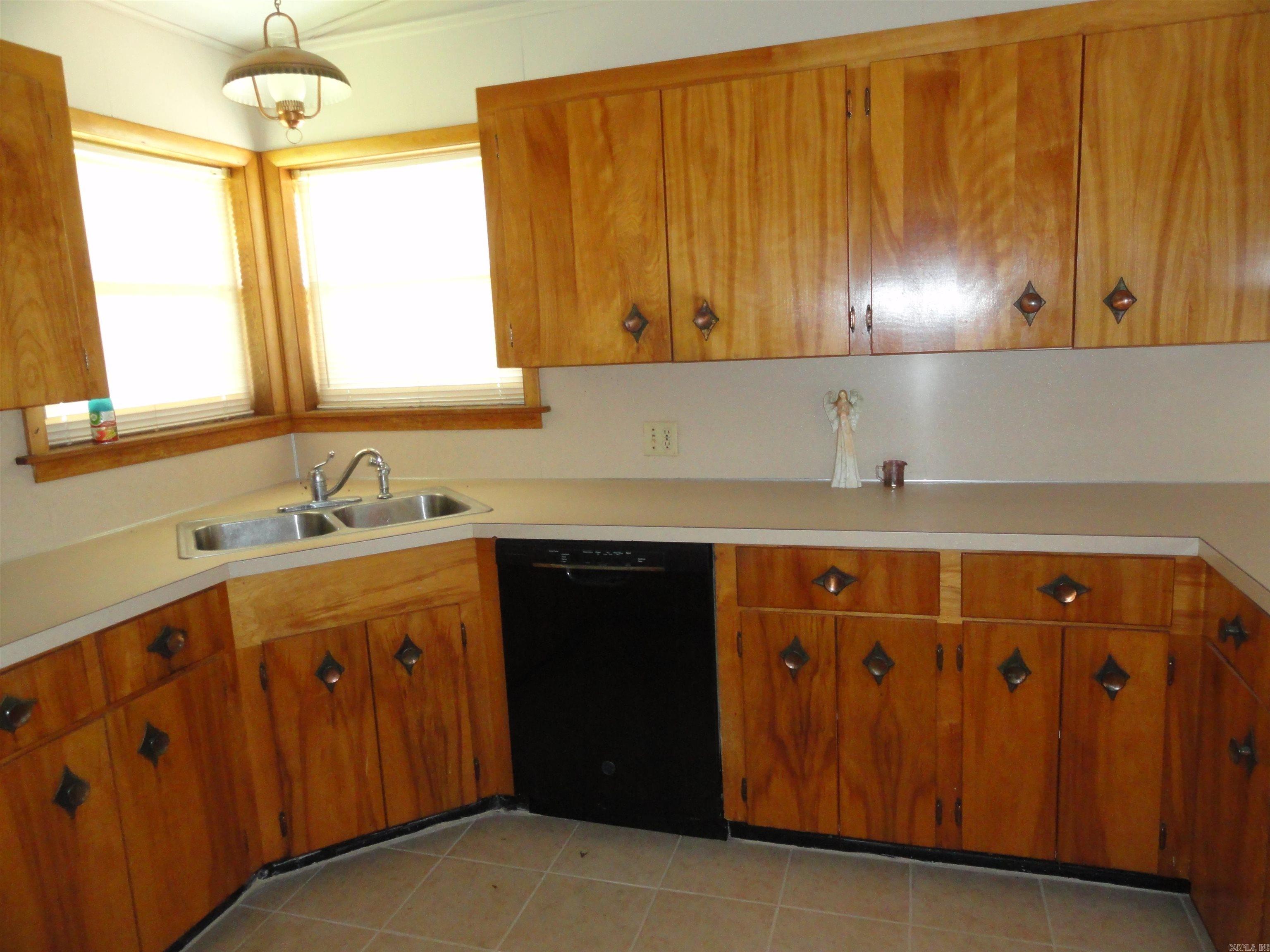 1719 S Hwy 27  Marshall, AR