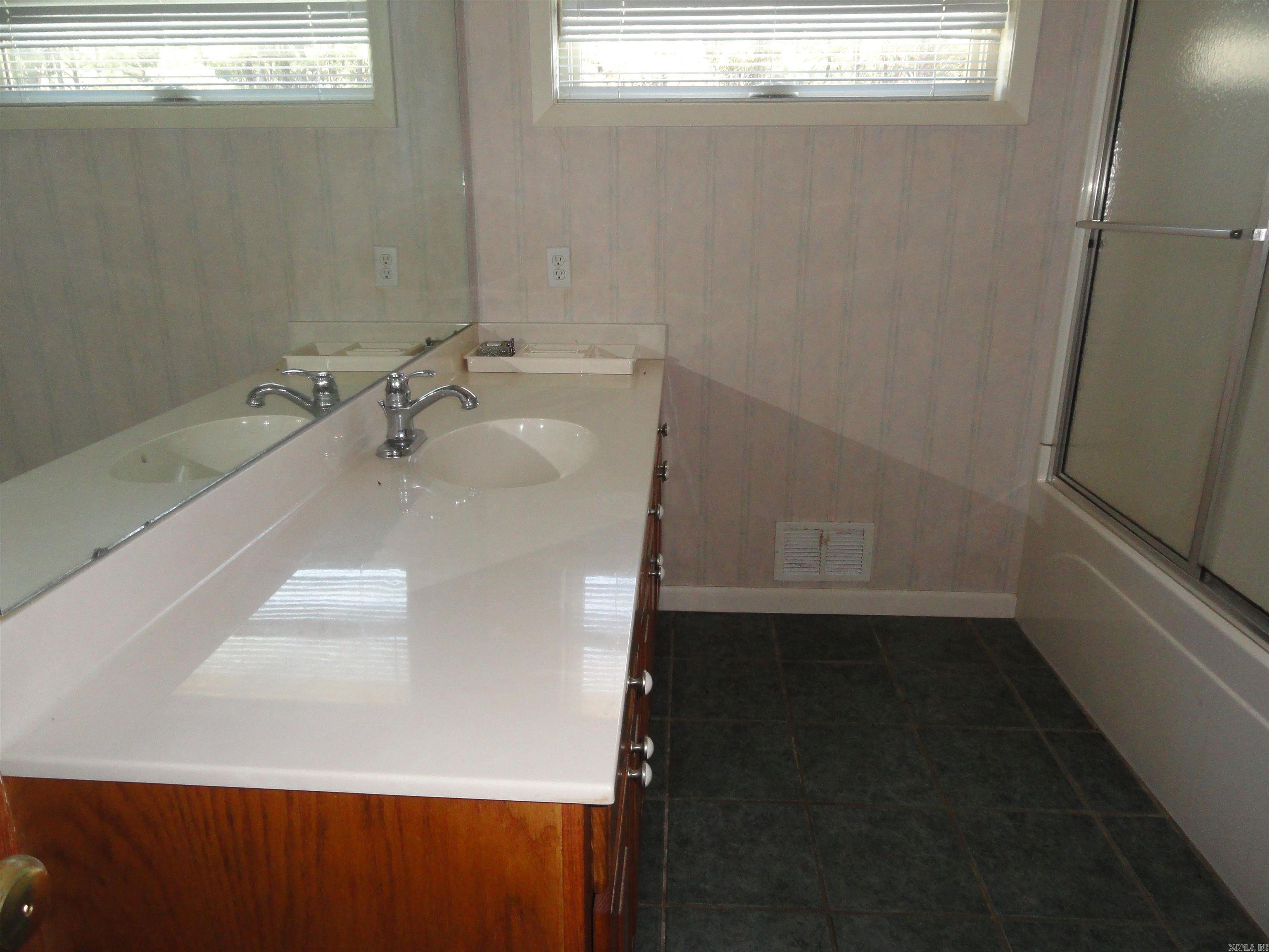 1719 S Hwy 27  Marshall, AR