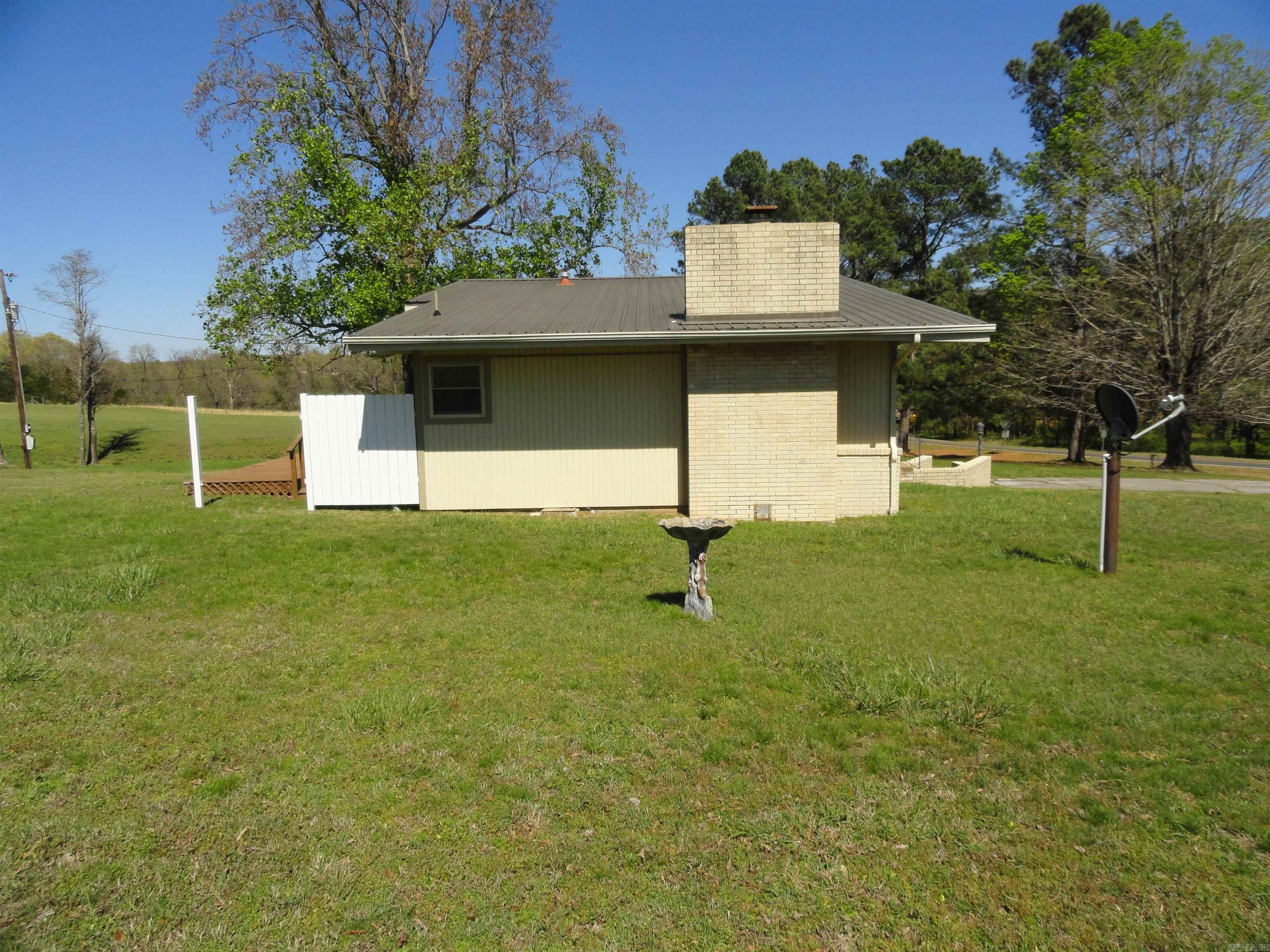 1719 S Hwy 27  Marshall, AR