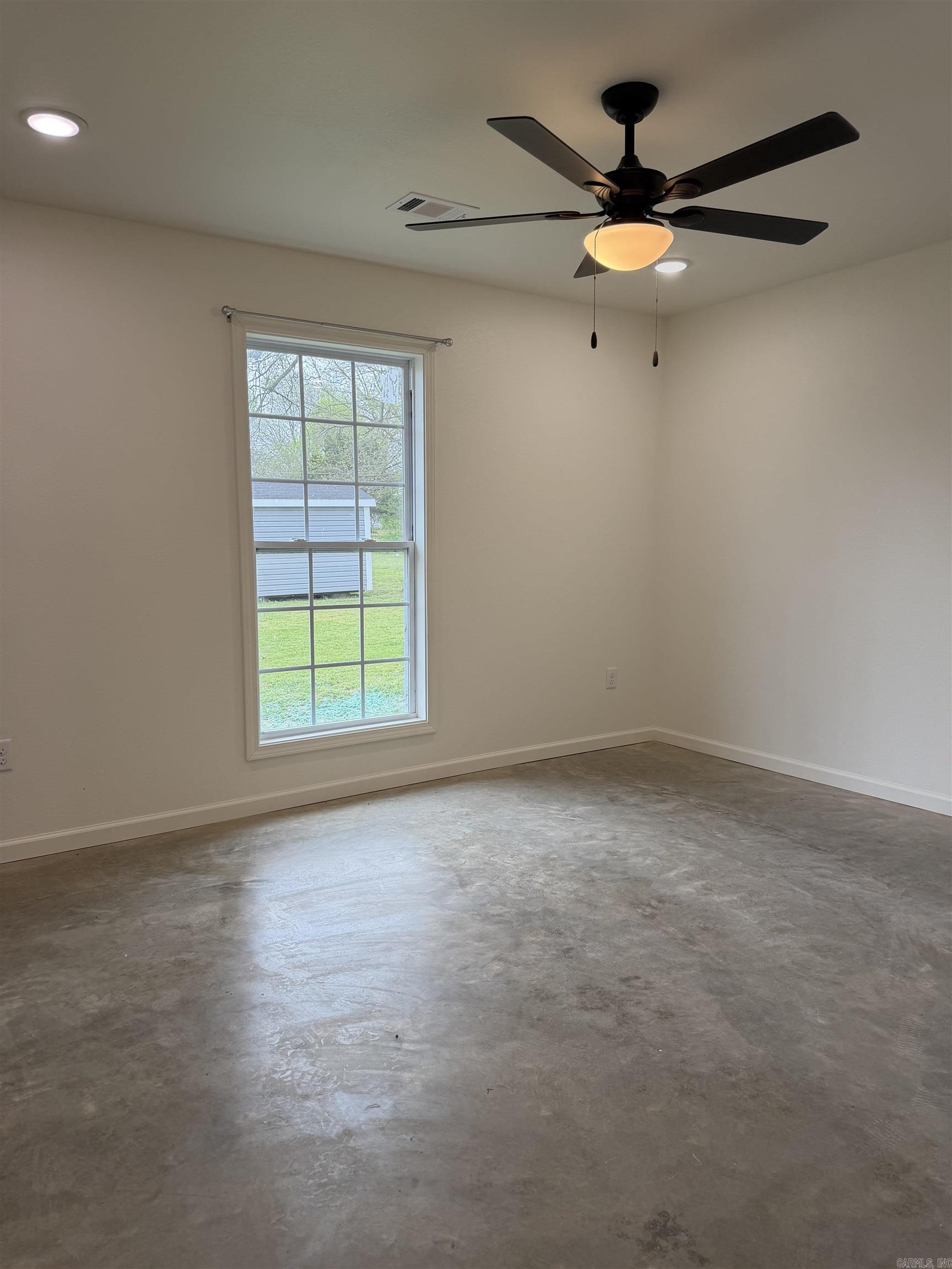 207 W Warner  Marmaduke, AR