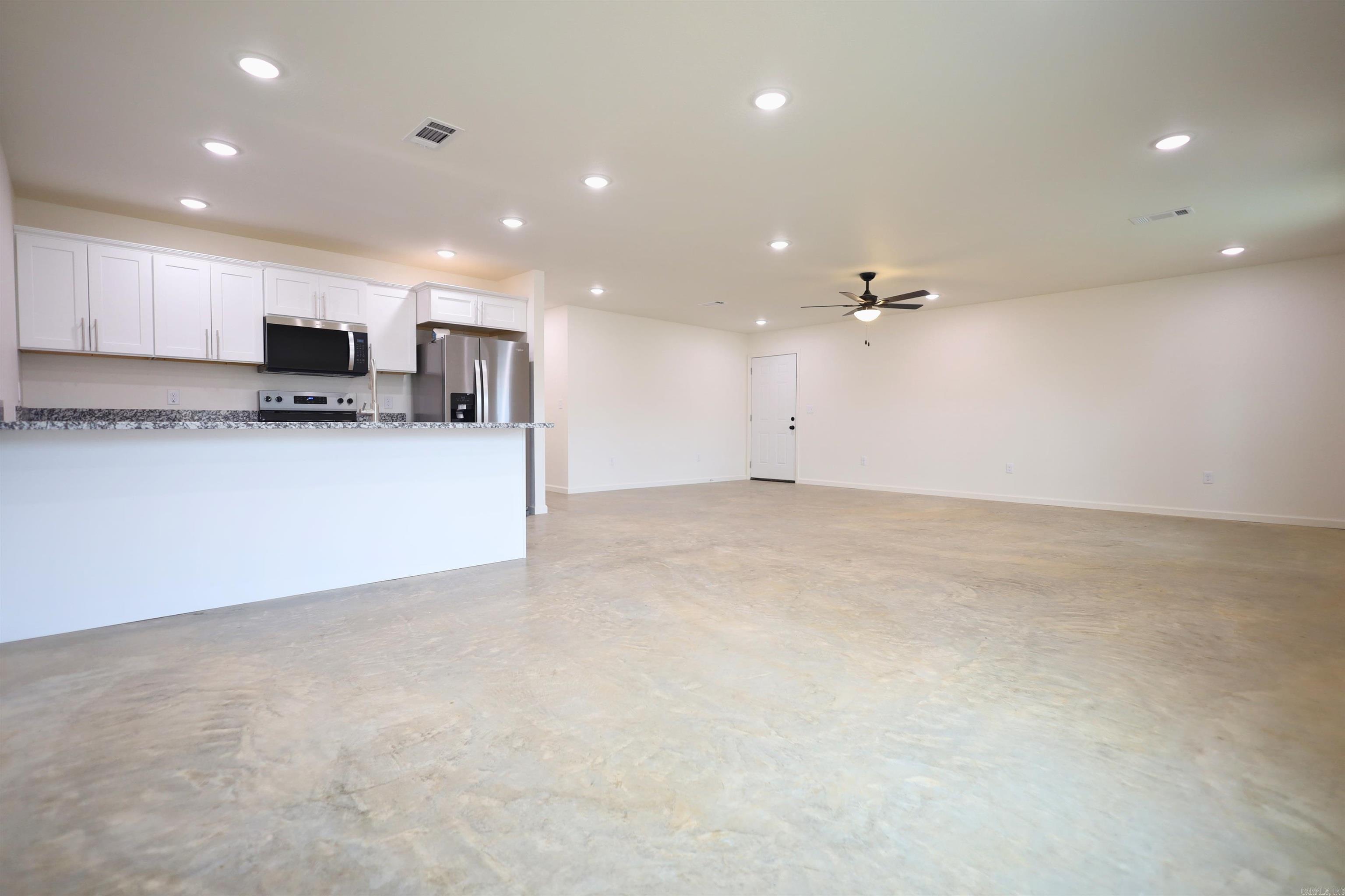 207 W Warner  Marmaduke, AR