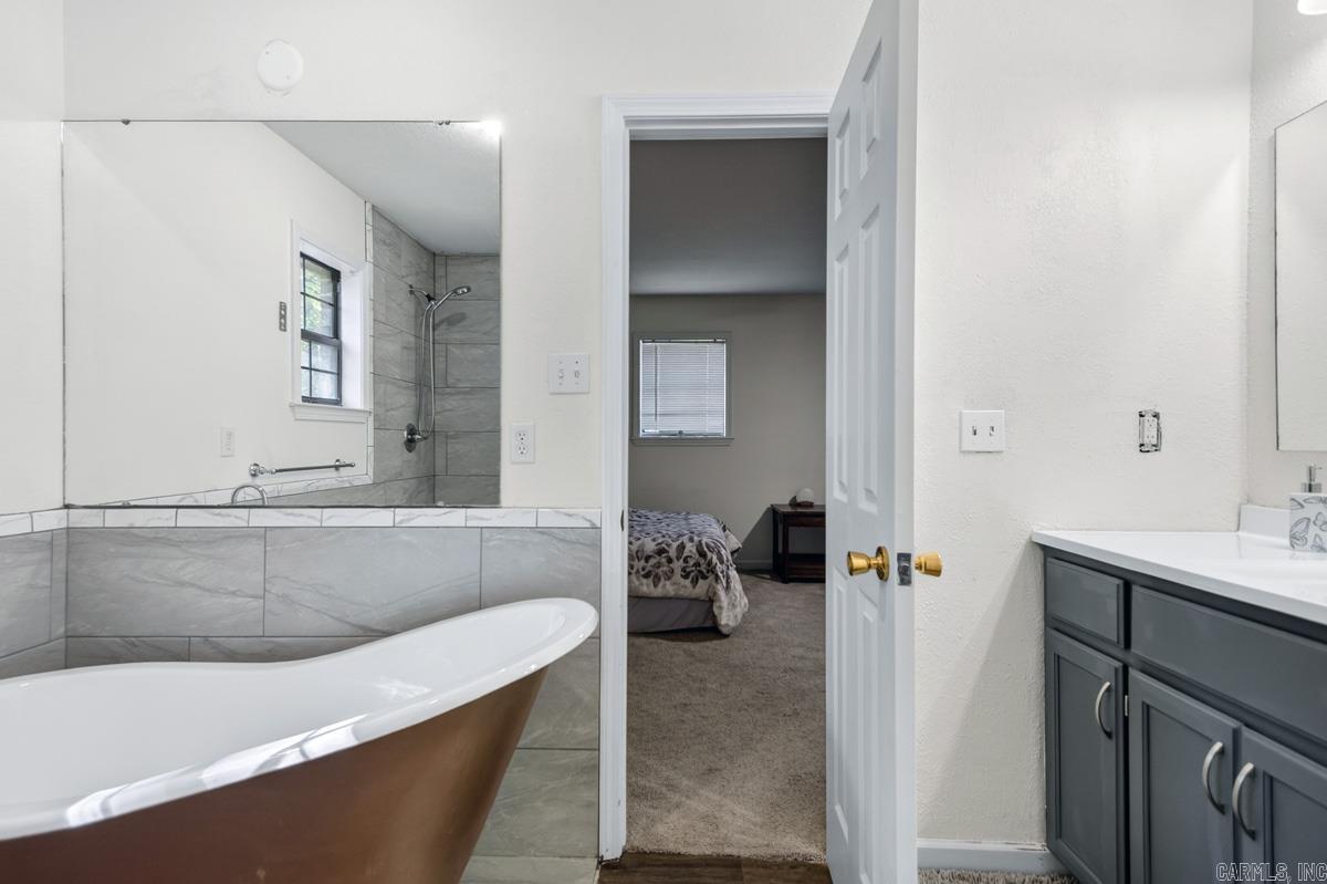 16 Pinecrest  Conway, AR