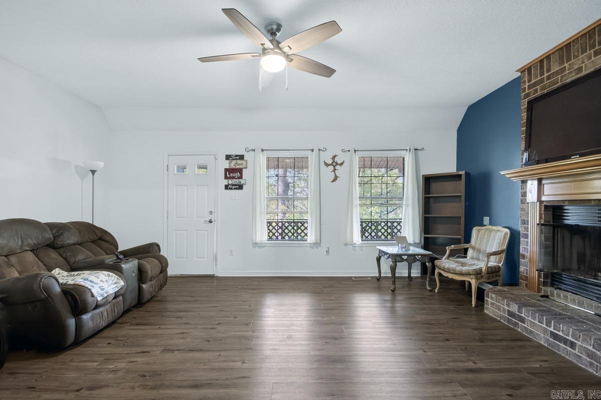 16 Pinecrest  Conway, AR