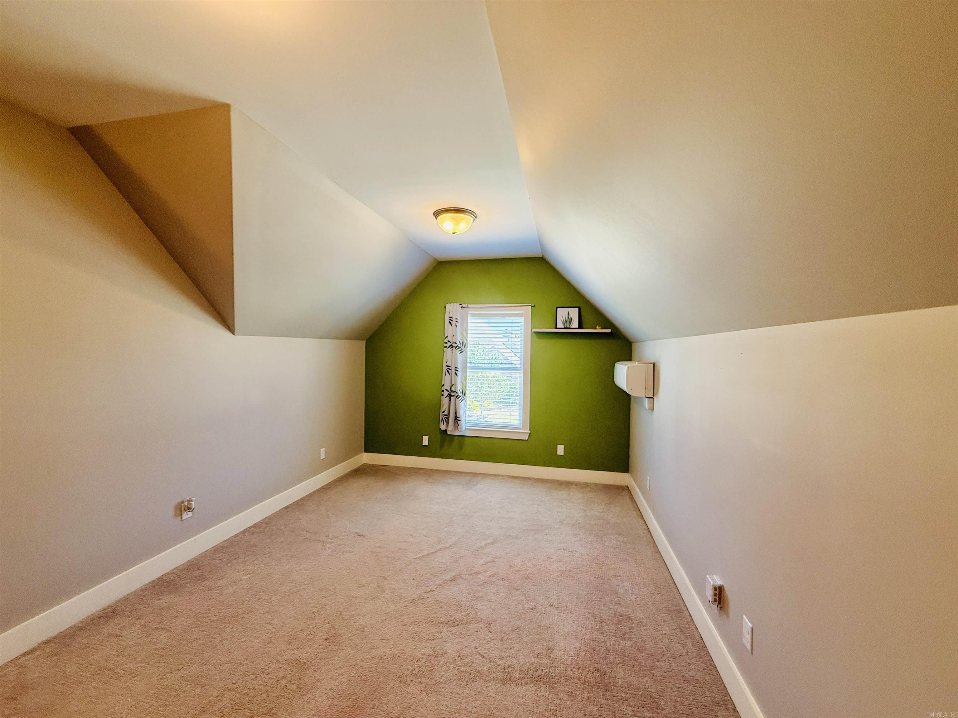 8 BENTWOOD  Little Rock, AR