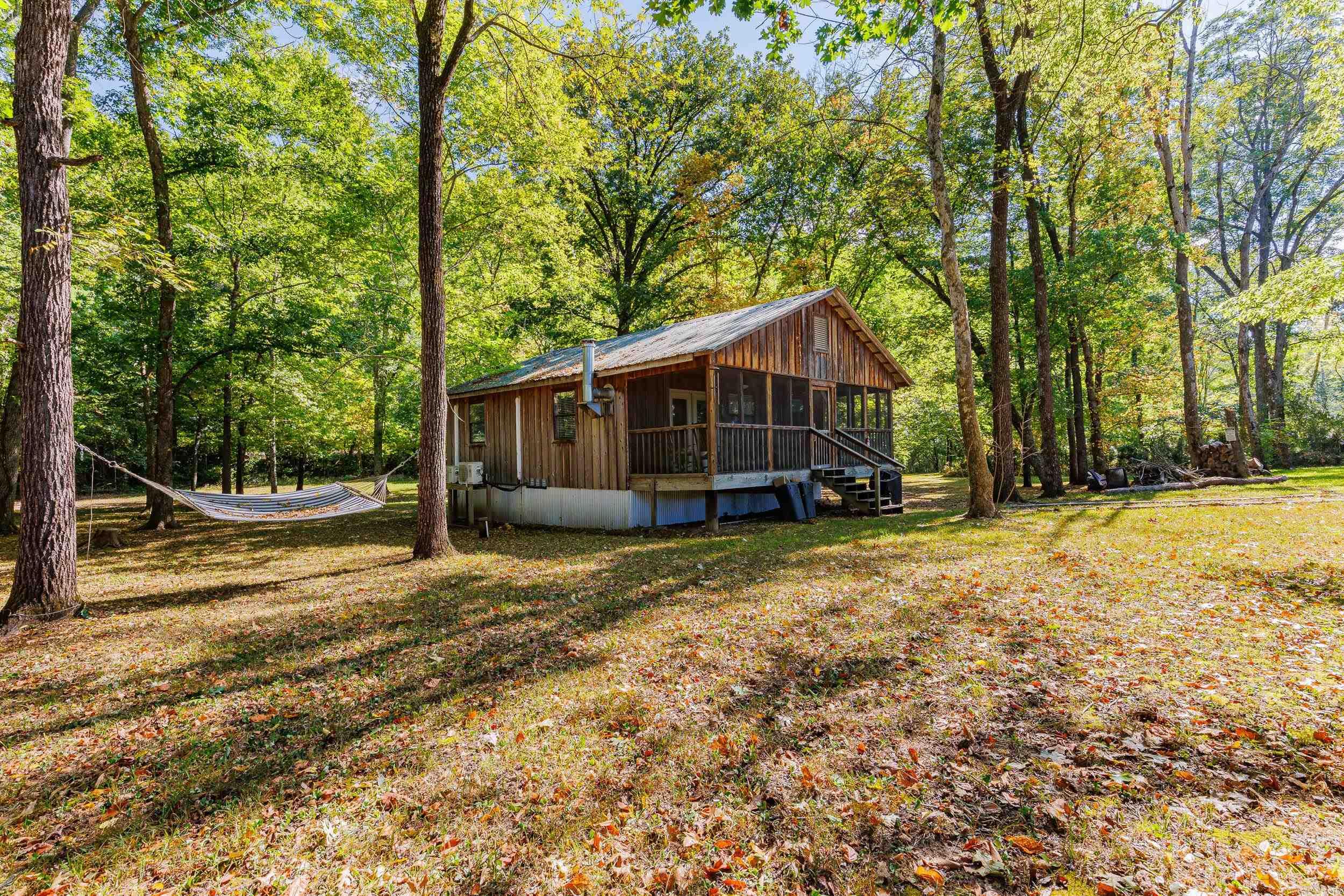 1194 Sadieville  Calico Rock, AR
