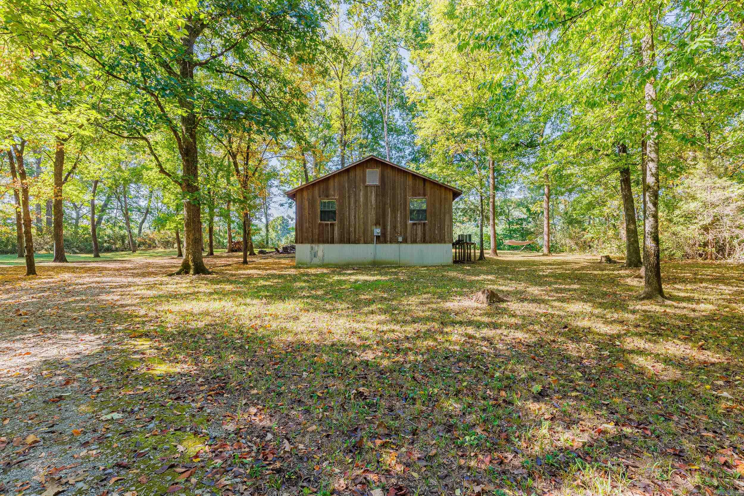 1194 Sadieville  Calico Rock, AR