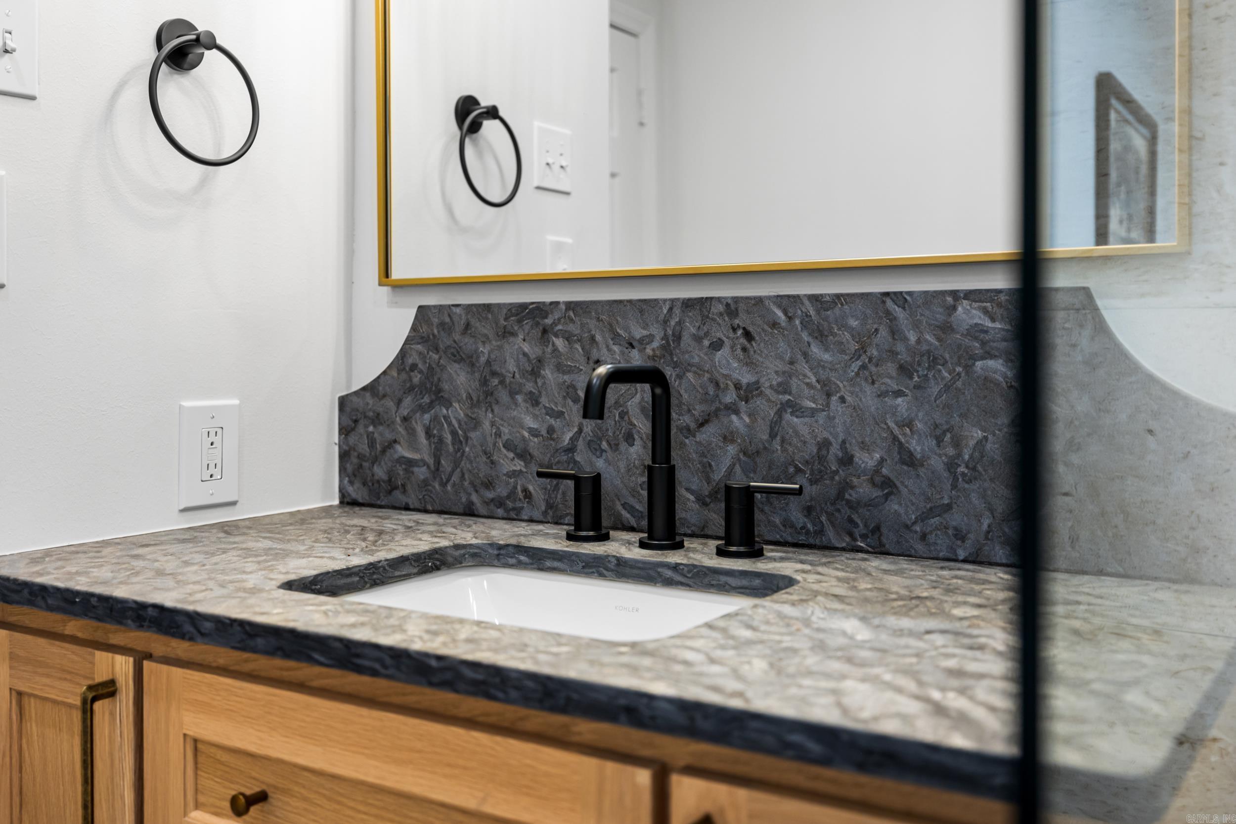 17 Foxhunt Trl  Little Rock, AR