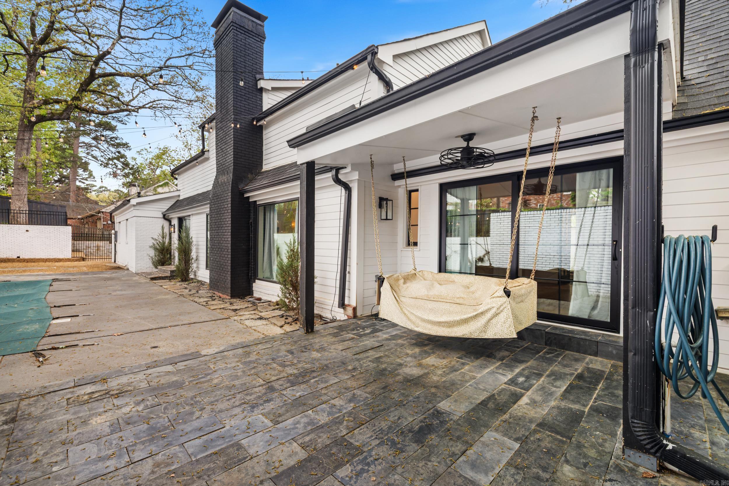 17 Foxhunt Trl  Little Rock, AR