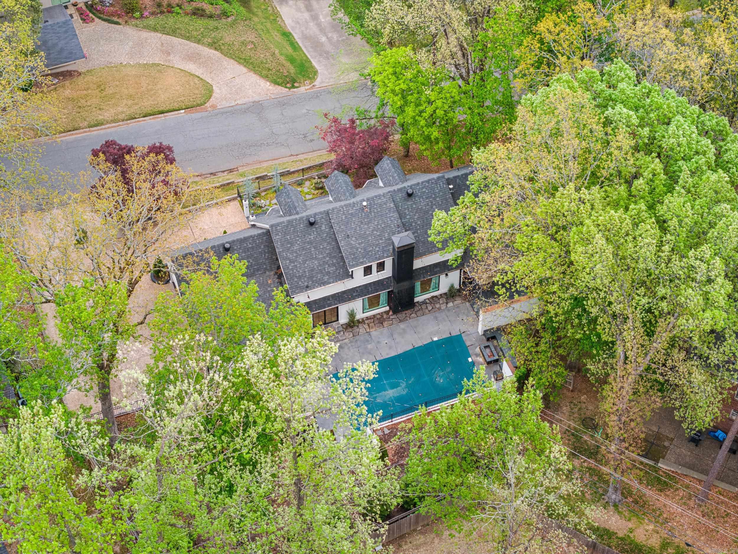 17 Foxhunt Trl  Little Rock, AR