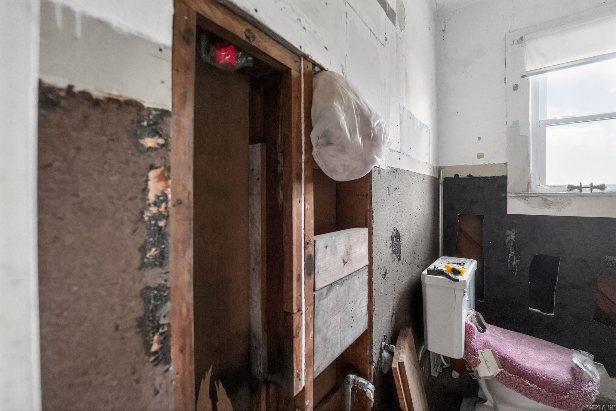 2437 Lakeshore  Lake Village, AR