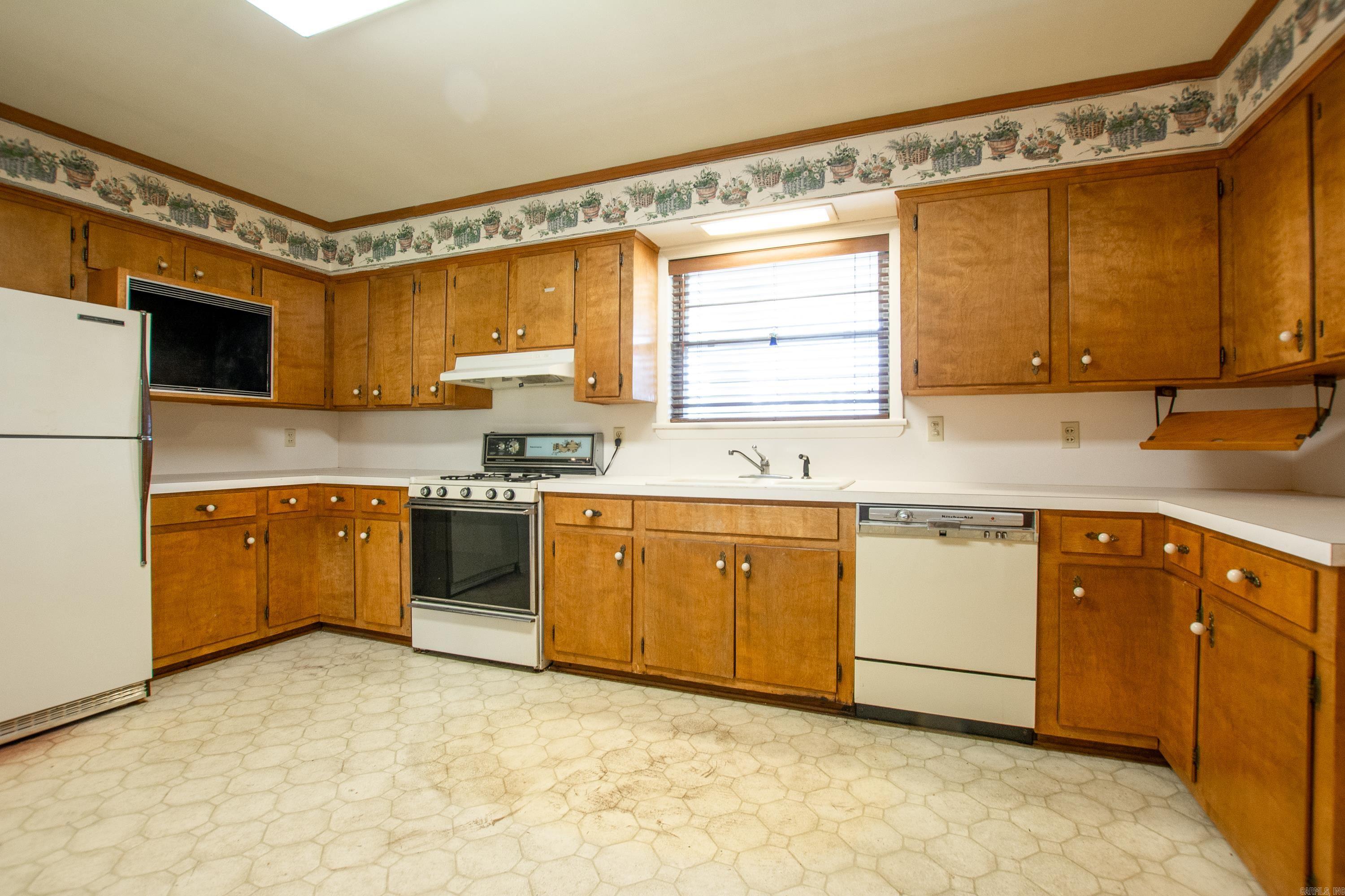 12 Wingate Dr  Little Rock, AR