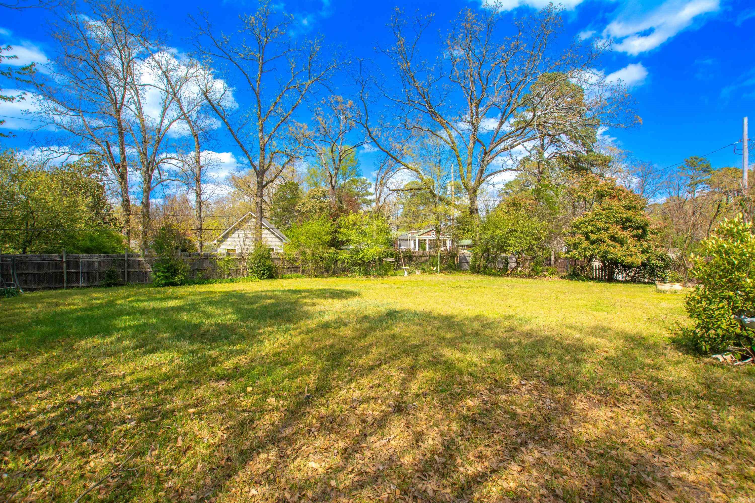 12 Wingate Dr  Little Rock, AR