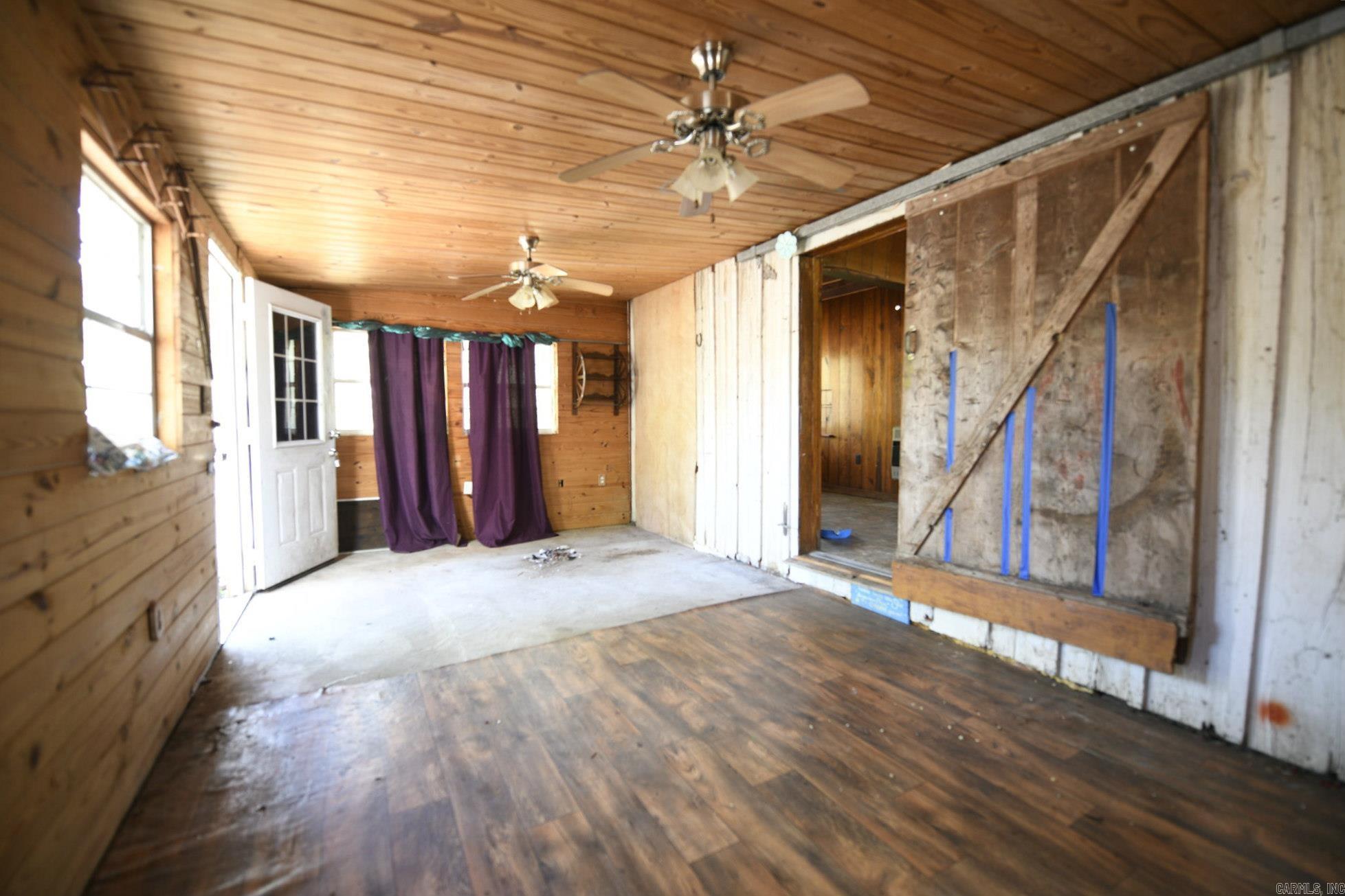 118 Polk Road 76 E  Mena, AR