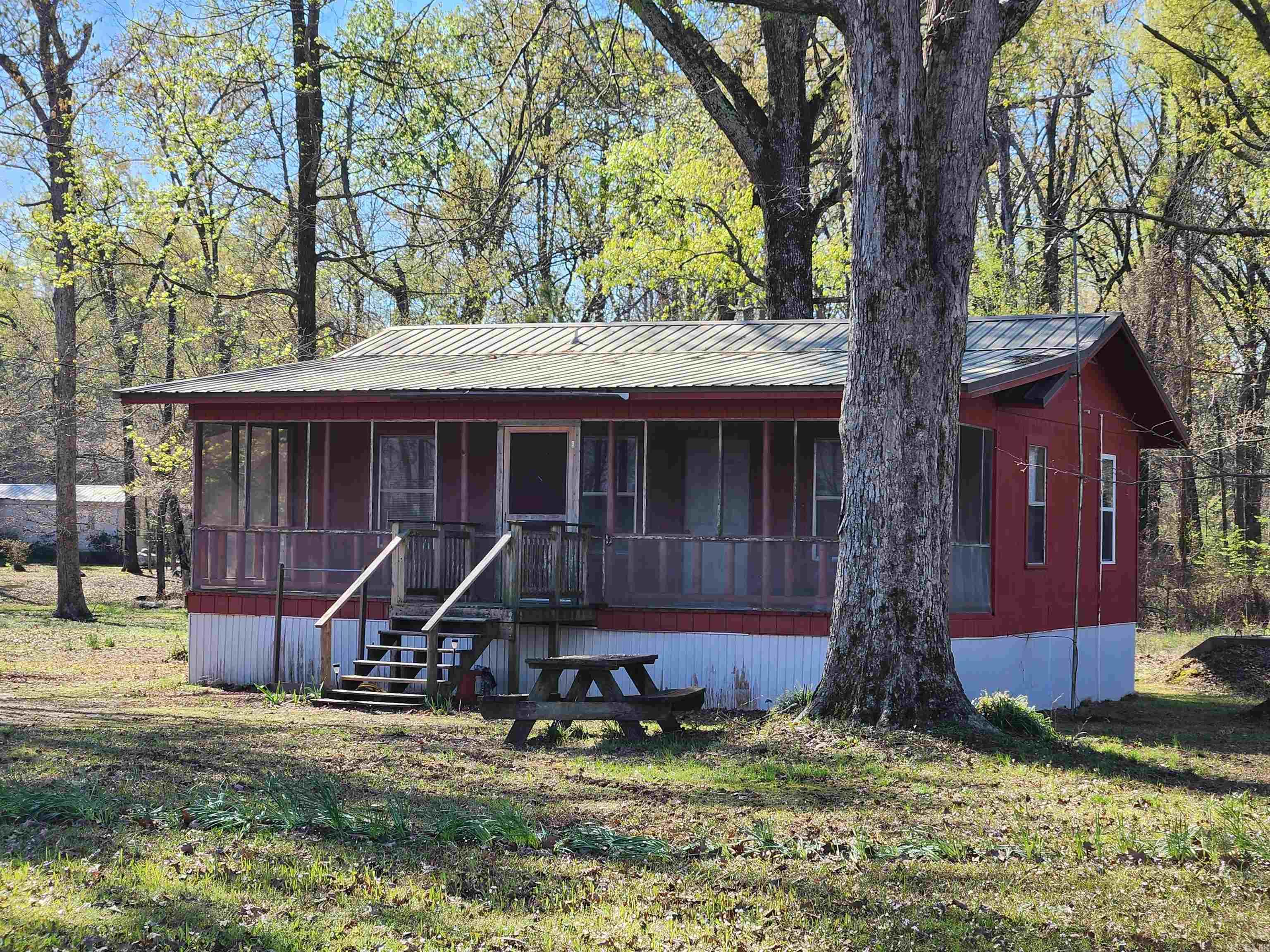 6194 Cane Creek  Star City, AR