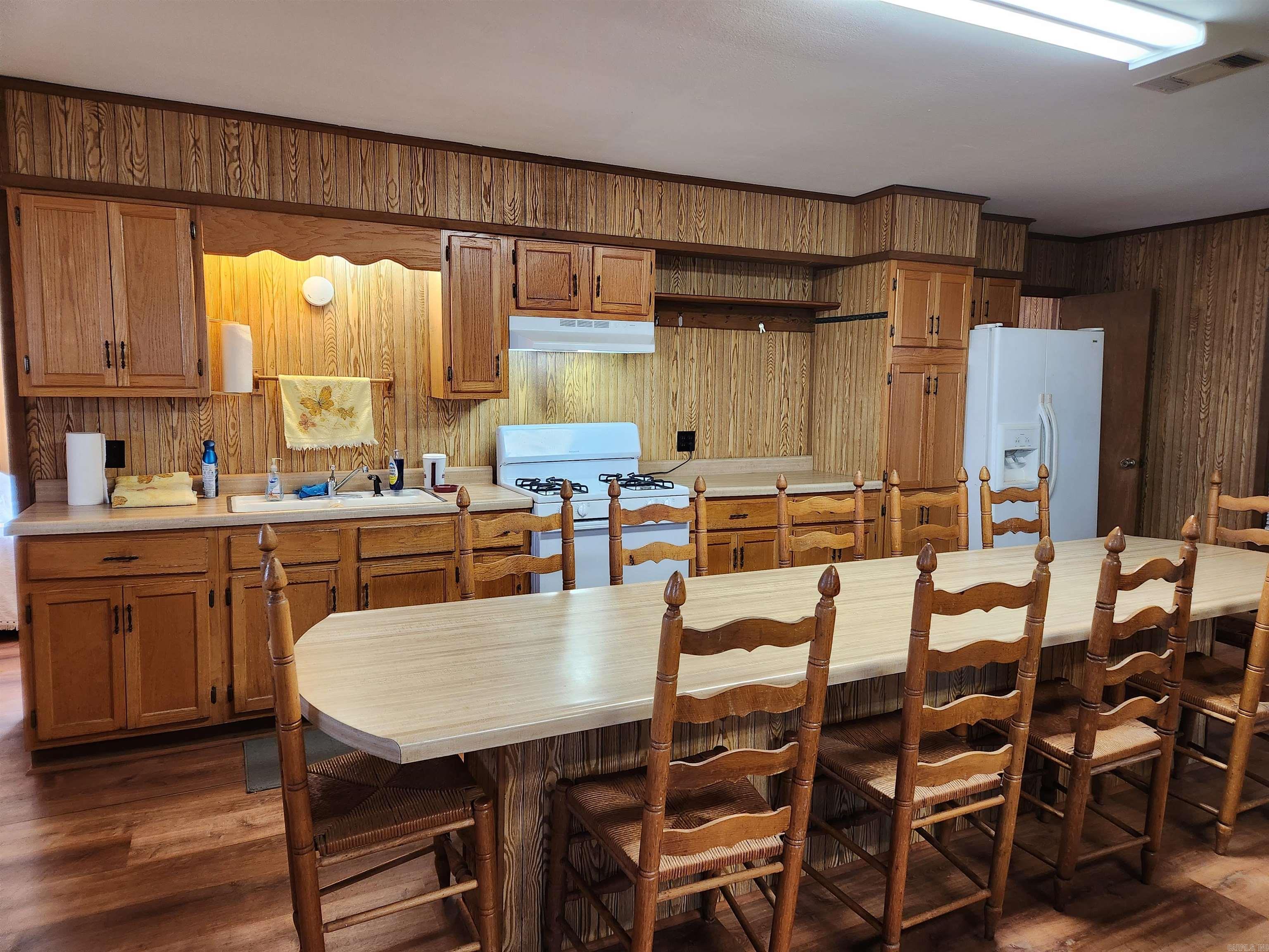 6194 Cane Creek  Star City, AR