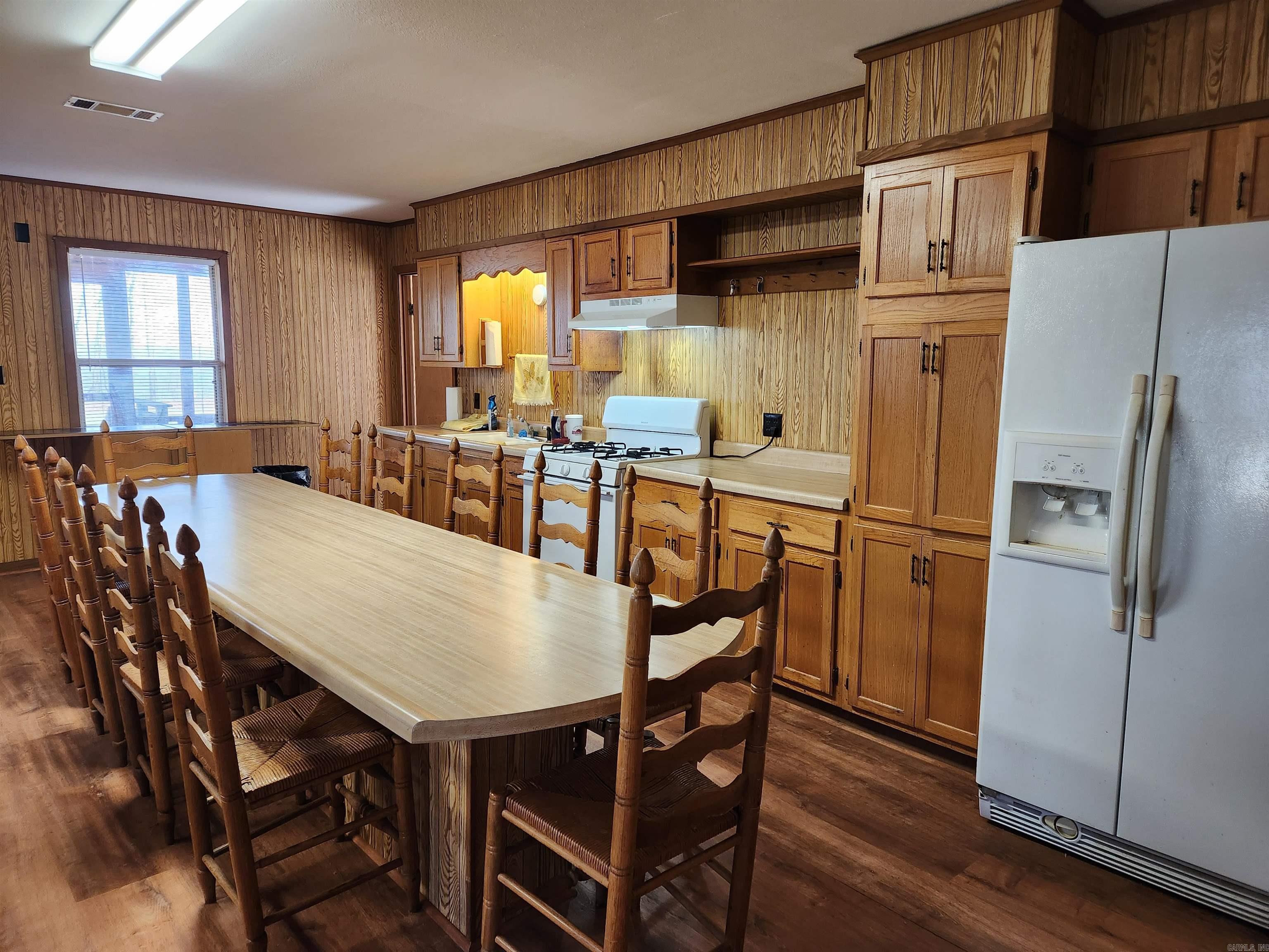 6194 Cane Creek  Star City, AR