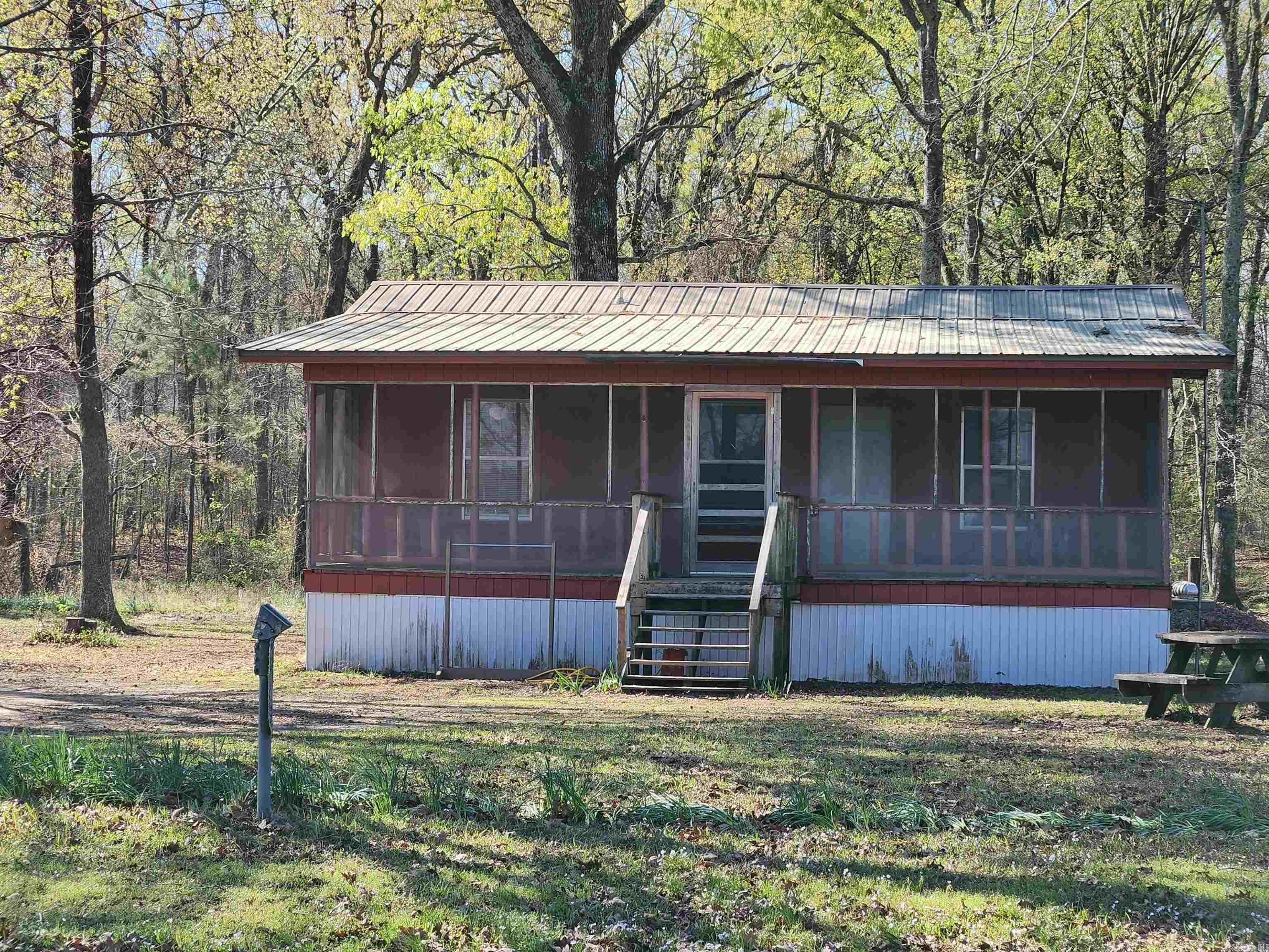 6194 Cane Creek  Star City, AR