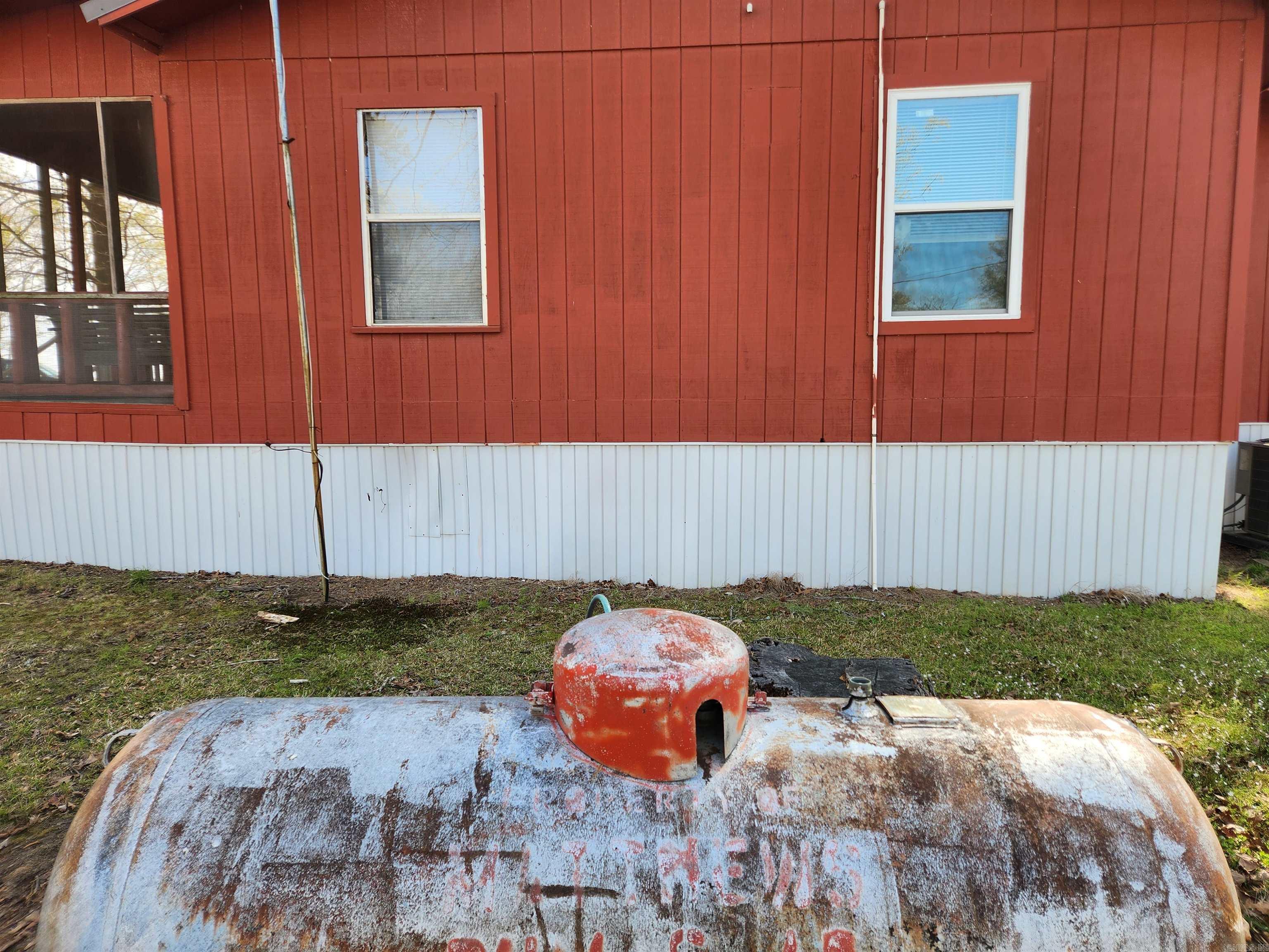 6194 Cane Creek  Star City, AR